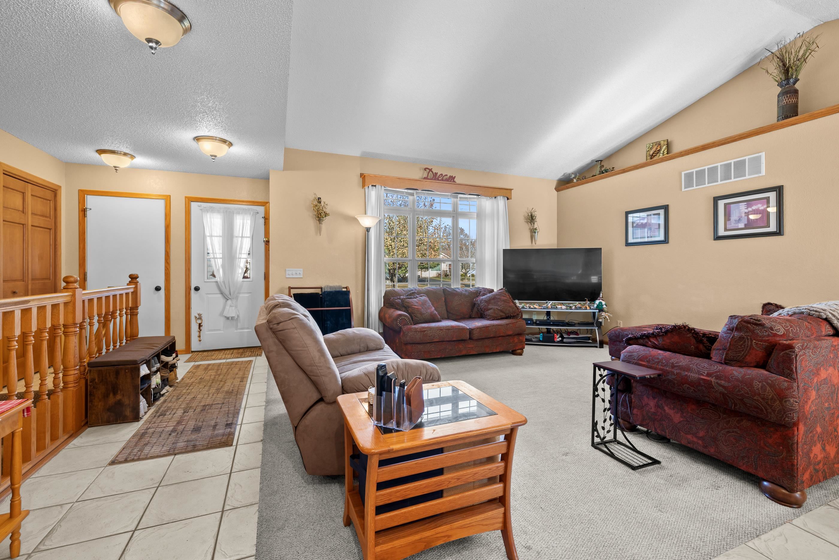 3041 LEXINGTON PLACE, Plover, Wisconsin 54467, 3 Bedrooms Bedrooms, ,3 BathroomsBathrooms,Residential,For Sale,3041 LEXINGTON PLACE,22505465