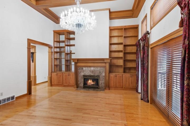 152 MAPLE BLUFF ROAD NORTH, Stevens Point, Wisconsin 54482, 5 Bedrooms Bedrooms, ,5 BathroomsBathrooms,Residential,For Sale,152 MAPLE BLUFF ROAD NORTH,22505475