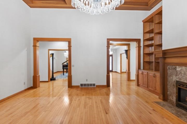 152 MAPLE BLUFF ROAD NORTH, Stevens Point, Wisconsin 54482, 5 Bedrooms Bedrooms, ,5 BathroomsBathrooms,Residential,For Sale,152 MAPLE BLUFF ROAD NORTH,22505475