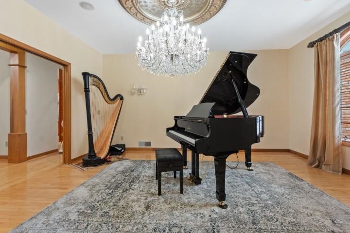 152 MAPLE BLUFF ROAD NORTH, Stevens Point, Wisconsin 54482, 5 Bedrooms Bedrooms, ,5 BathroomsBathrooms,Residential,For Sale,152 MAPLE BLUFF ROAD NORTH,22505475