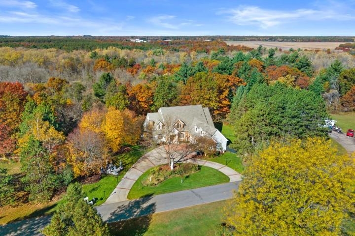 152 MAPLE BLUFF ROAD NORTH, Stevens Point, Wisconsin 54482, 5 Bedrooms Bedrooms, ,5 BathroomsBathrooms,Residential,For Sale,152 MAPLE BLUFF ROAD NORTH,22505475