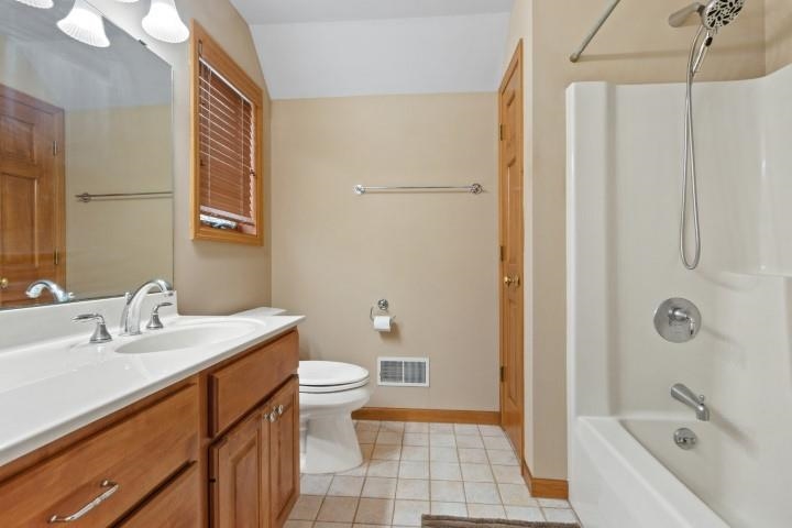 152 MAPLE BLUFF ROAD NORTH, Stevens Point, Wisconsin 54482, 5 Bedrooms Bedrooms, ,5 BathroomsBathrooms,Residential,For Sale,152 MAPLE BLUFF ROAD NORTH,22505475