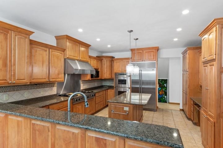 152 MAPLE BLUFF ROAD NORTH, Stevens Point, Wisconsin 54482, 5 Bedrooms Bedrooms, ,5 BathroomsBathrooms,Residential,For Sale,152 MAPLE BLUFF ROAD NORTH,22505475