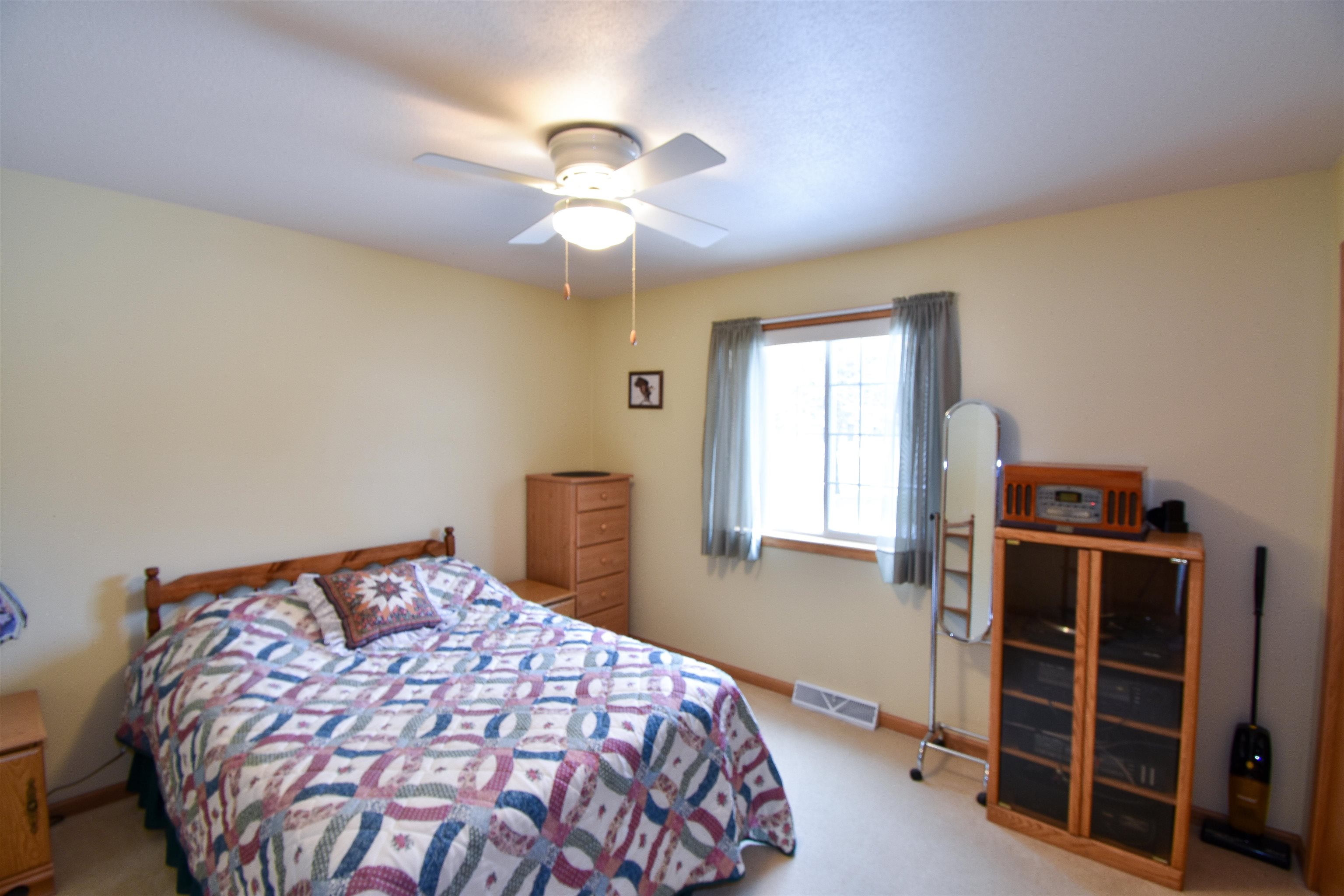 2711 PORTER ROAD, Plover, Wisconsin 54467, 3 Bedrooms Bedrooms, ,2 BathroomsBathrooms,Residential,For Sale,2711 PORTER ROAD,22505480