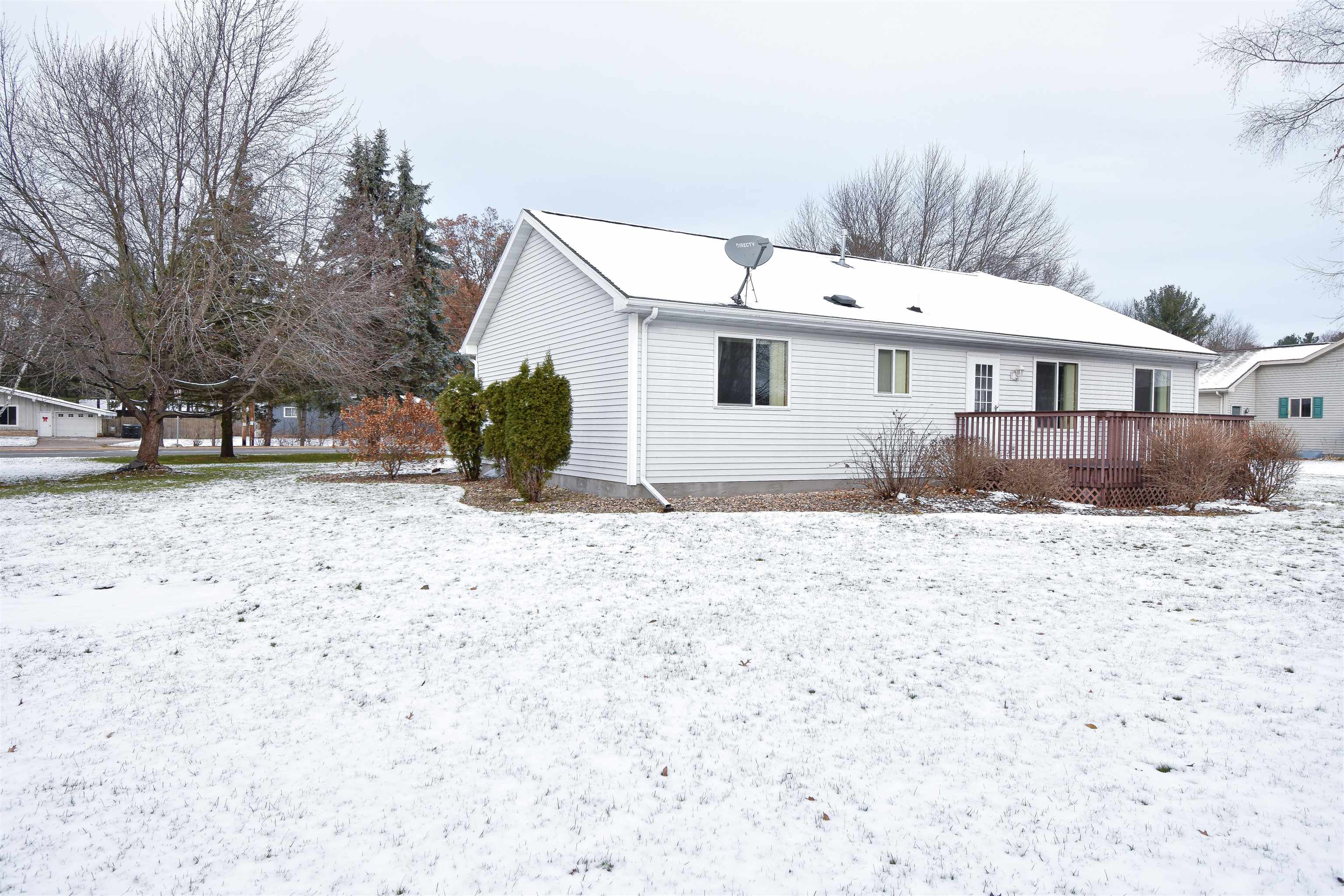 2711 PORTER ROAD, Plover, Wisconsin 54467, 3 Bedrooms Bedrooms, ,2 BathroomsBathrooms,Residential,For Sale,2711 PORTER ROAD,22505480