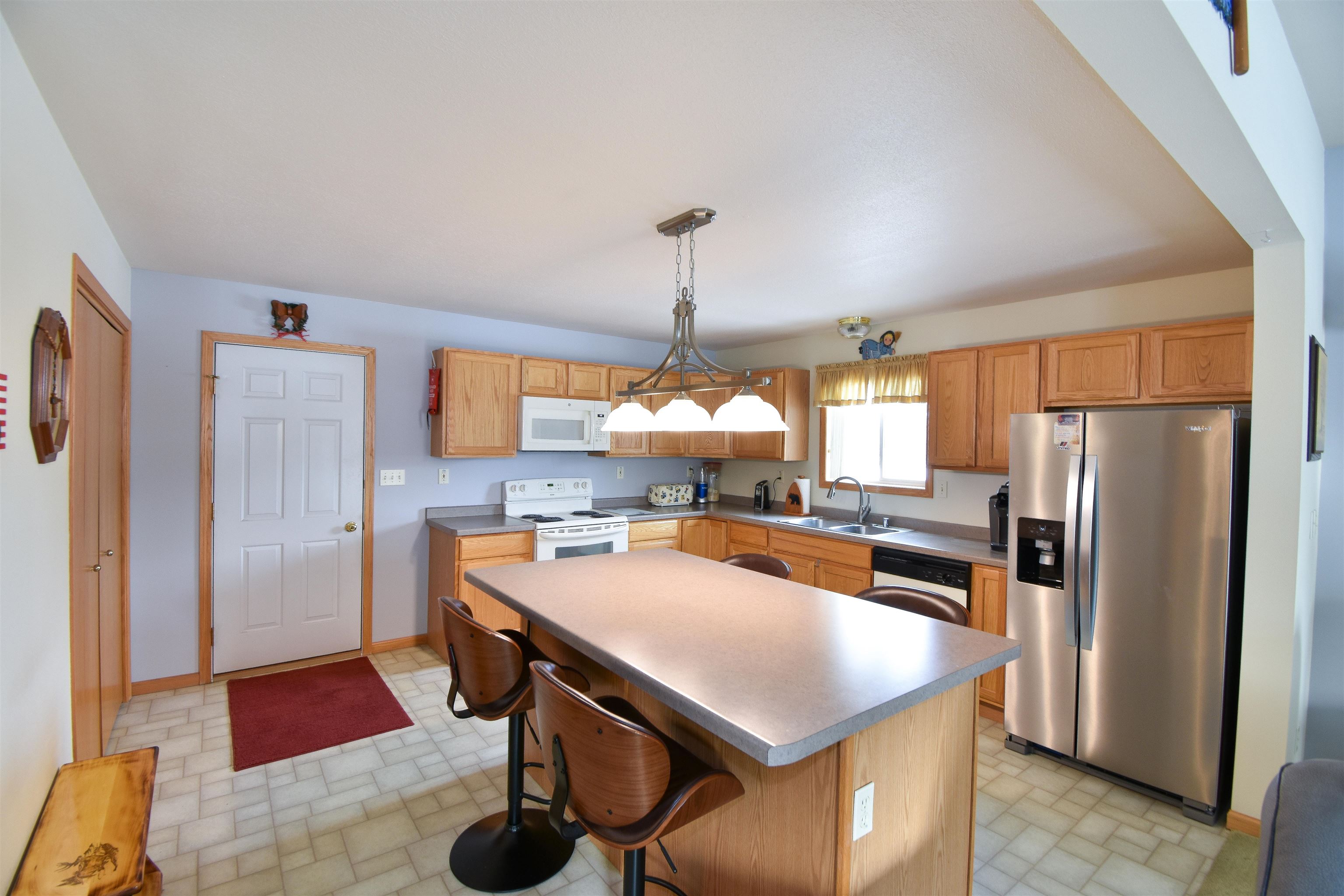 2711 PORTER ROAD, Plover, Wisconsin 54467, 3 Bedrooms Bedrooms, ,2 BathroomsBathrooms,Residential,For Sale,2711 PORTER ROAD,22505480