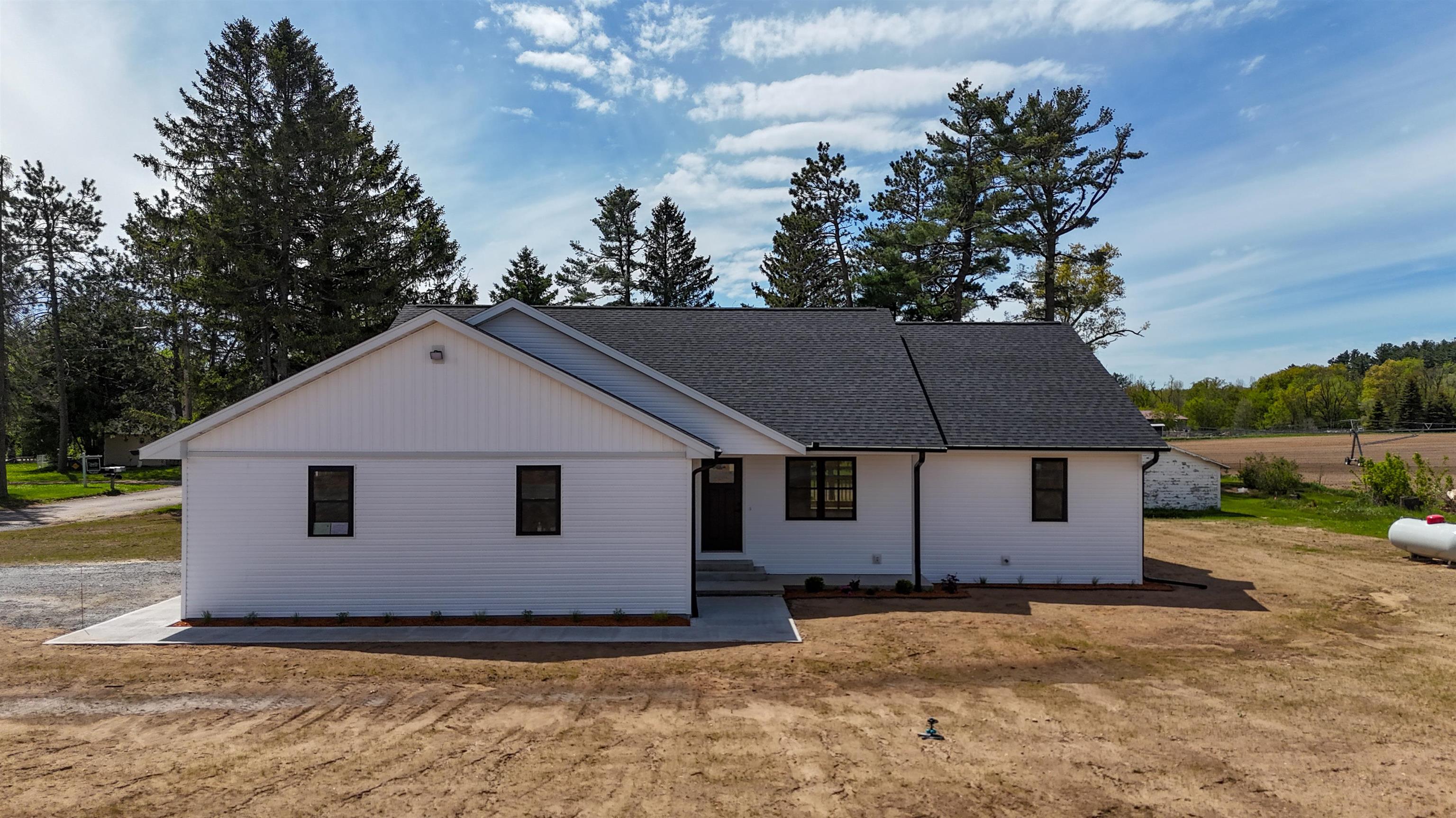 340 SECOND STREET, Rosholt, Wisconsin 54473, 3 Bedrooms Bedrooms, ,2 BathroomsBathrooms,Residential,For Sale,340 SECOND STREET,22505511