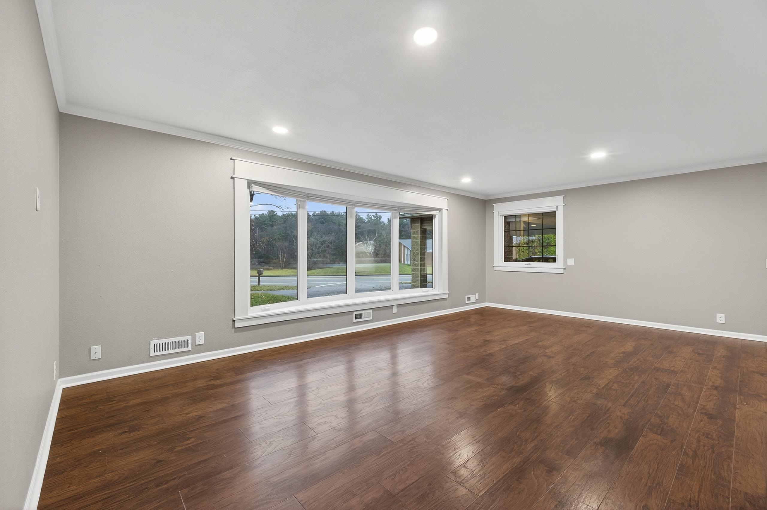 2310 2ND AVENUE SOUTH, Wisconsin Rapids, Wisconsin 54495, 3 Bedrooms Bedrooms, ,3 BathroomsBathrooms,Residential,For Sale,2310 2ND AVENUE SOUTH,22505525