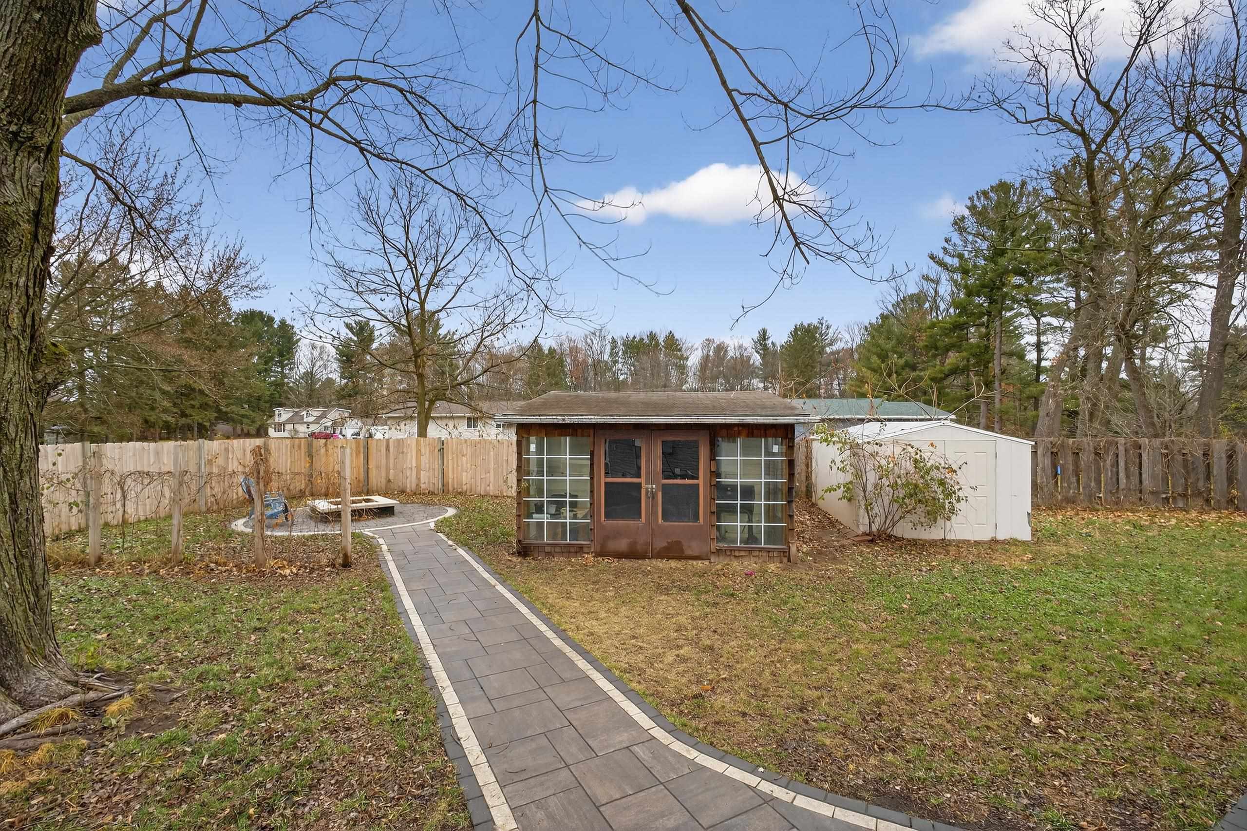 2310 2ND AVENUE SOUTH, Wisconsin Rapids, Wisconsin 54495, 3 Bedrooms Bedrooms, ,3 BathroomsBathrooms,Residential,For Sale,2310 2ND AVENUE SOUTH,22505525