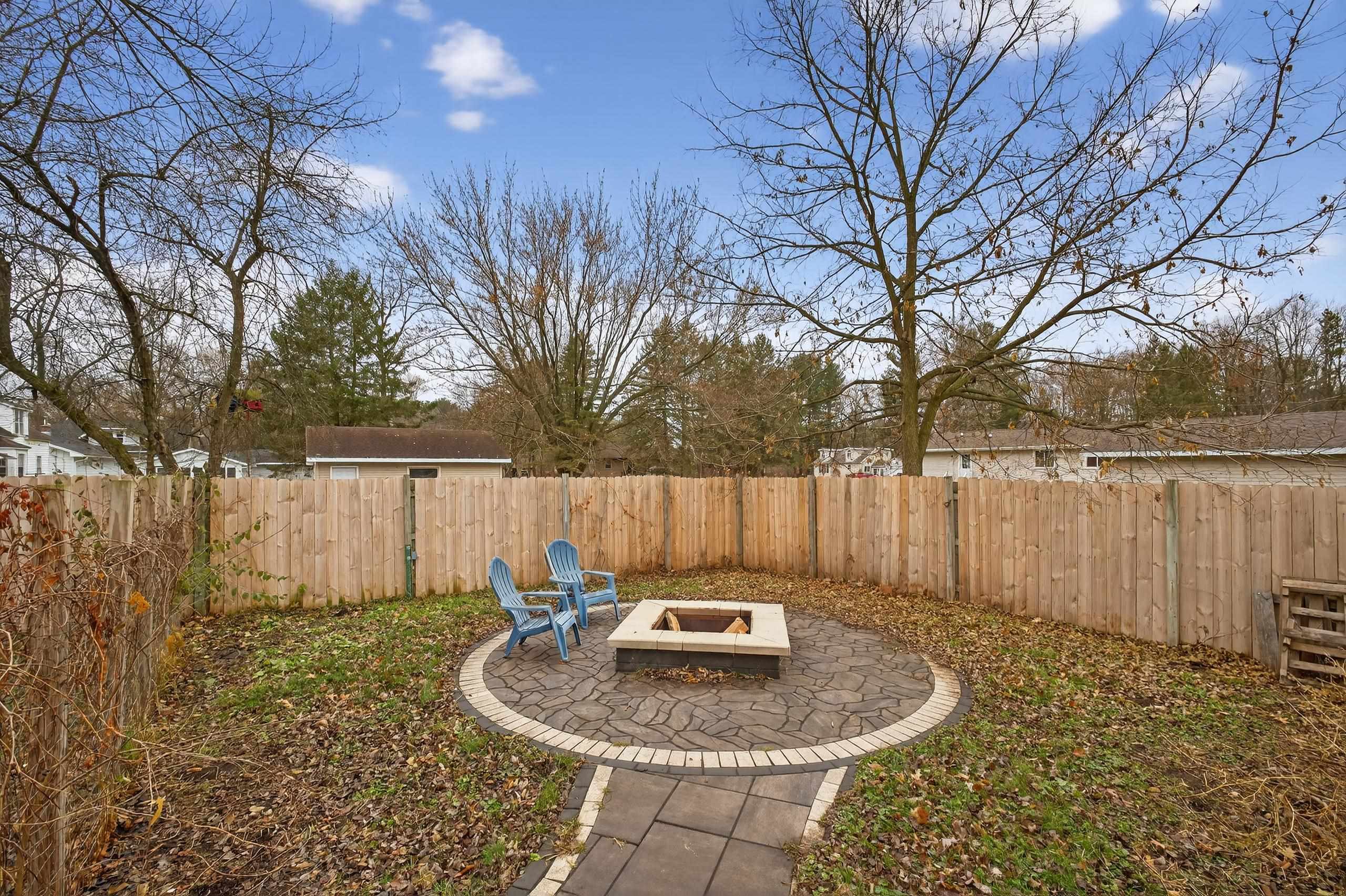 2310 2ND AVENUE SOUTH, Wisconsin Rapids, Wisconsin 54495, 3 Bedrooms Bedrooms, ,3 BathroomsBathrooms,Residential,For Sale,2310 2ND AVENUE SOUTH,22505525