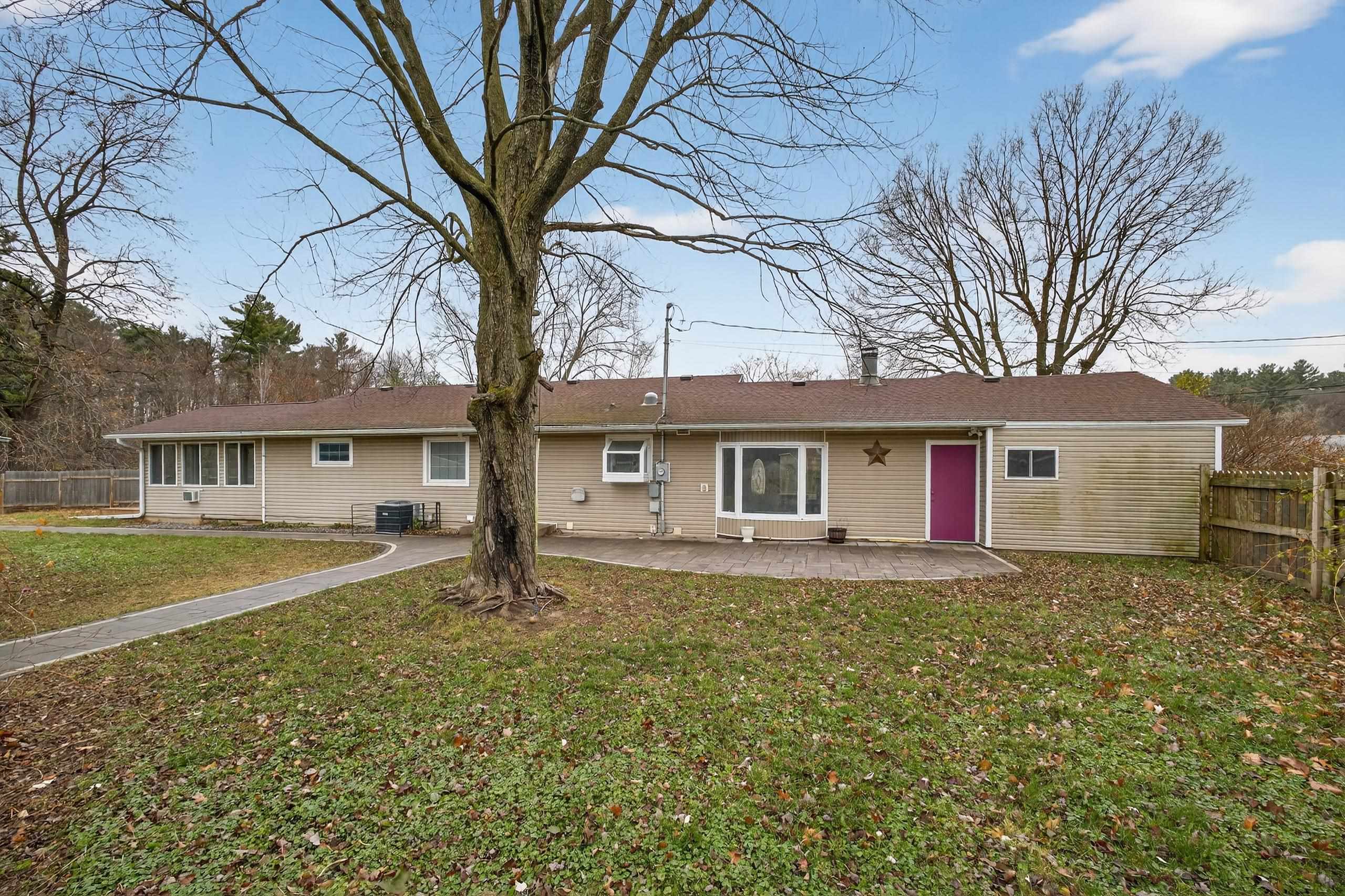 2310 2ND AVENUE SOUTH, Wisconsin Rapids, Wisconsin 54495, 3 Bedrooms Bedrooms, ,3 BathroomsBathrooms,Residential,For Sale,2310 2ND AVENUE SOUTH,22505525