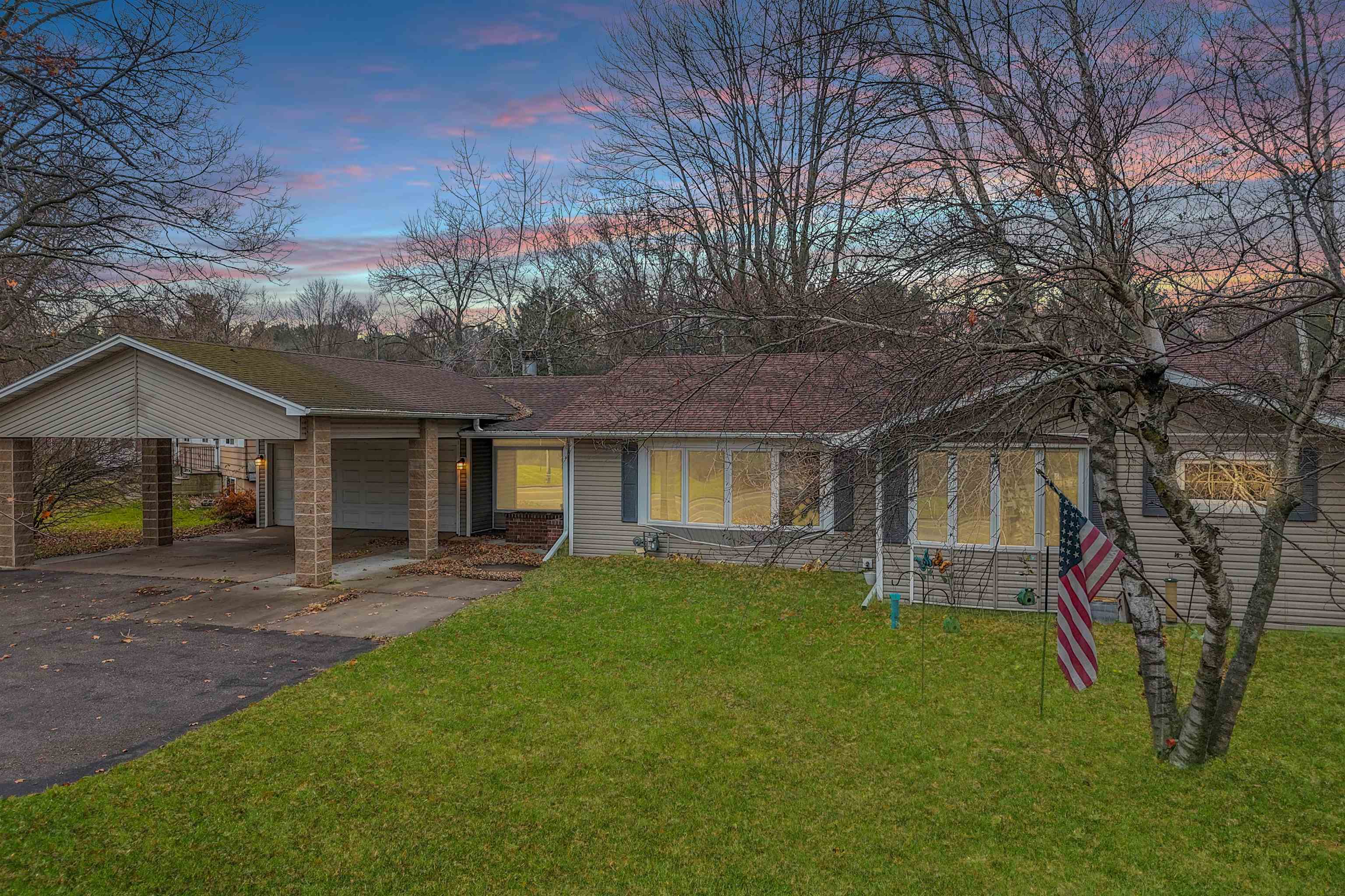 2310 2ND AVENUE SOUTH, Wisconsin Rapids, Wisconsin 54495, 3 Bedrooms Bedrooms, ,3 BathroomsBathrooms,Residential,For Sale,2310 2ND AVENUE SOUTH,22505525