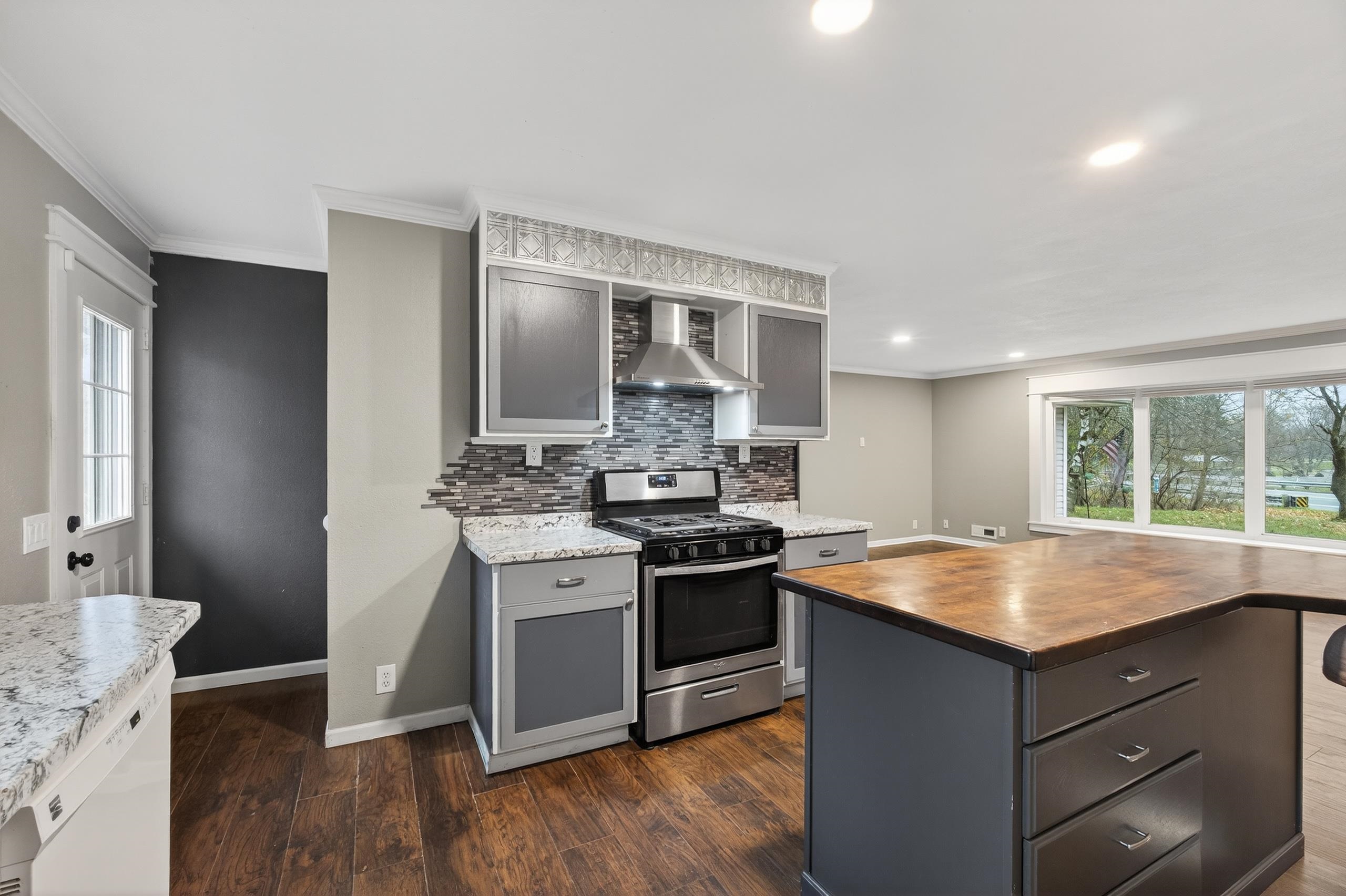 2310 2ND AVENUE SOUTH, Wisconsin Rapids, Wisconsin 54495, 3 Bedrooms Bedrooms, ,3 BathroomsBathrooms,Residential,For Sale,2310 2ND AVENUE SOUTH,22505525