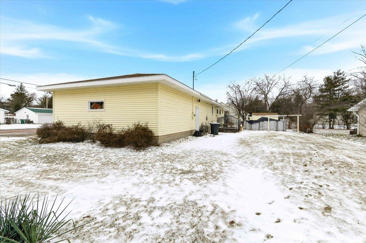 3341 14TH STREET SOUTH, Wisconsin Rapids, Wisconsin 54494, 3 Bedrooms Bedrooms, ,1 BathroomBathrooms,Residential,For Sale,3341 14TH STREET SOUTH,22505528