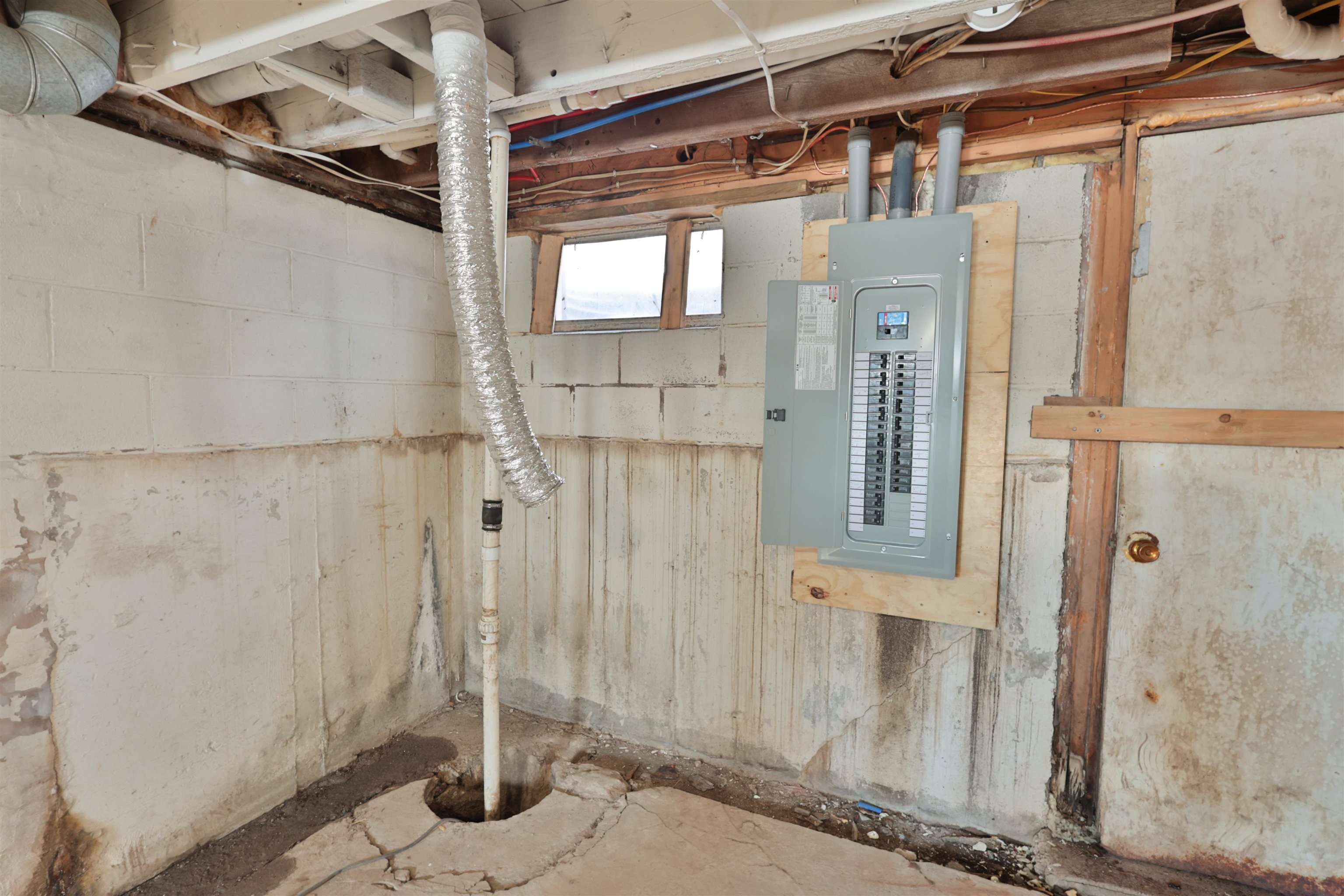 505 W FRONT STREET, Withee, Wisconsin 54498, 3 Bedrooms Bedrooms, ,2 BathroomsBathrooms,Residential,For Sale,505 W FRONT STREET,22505530