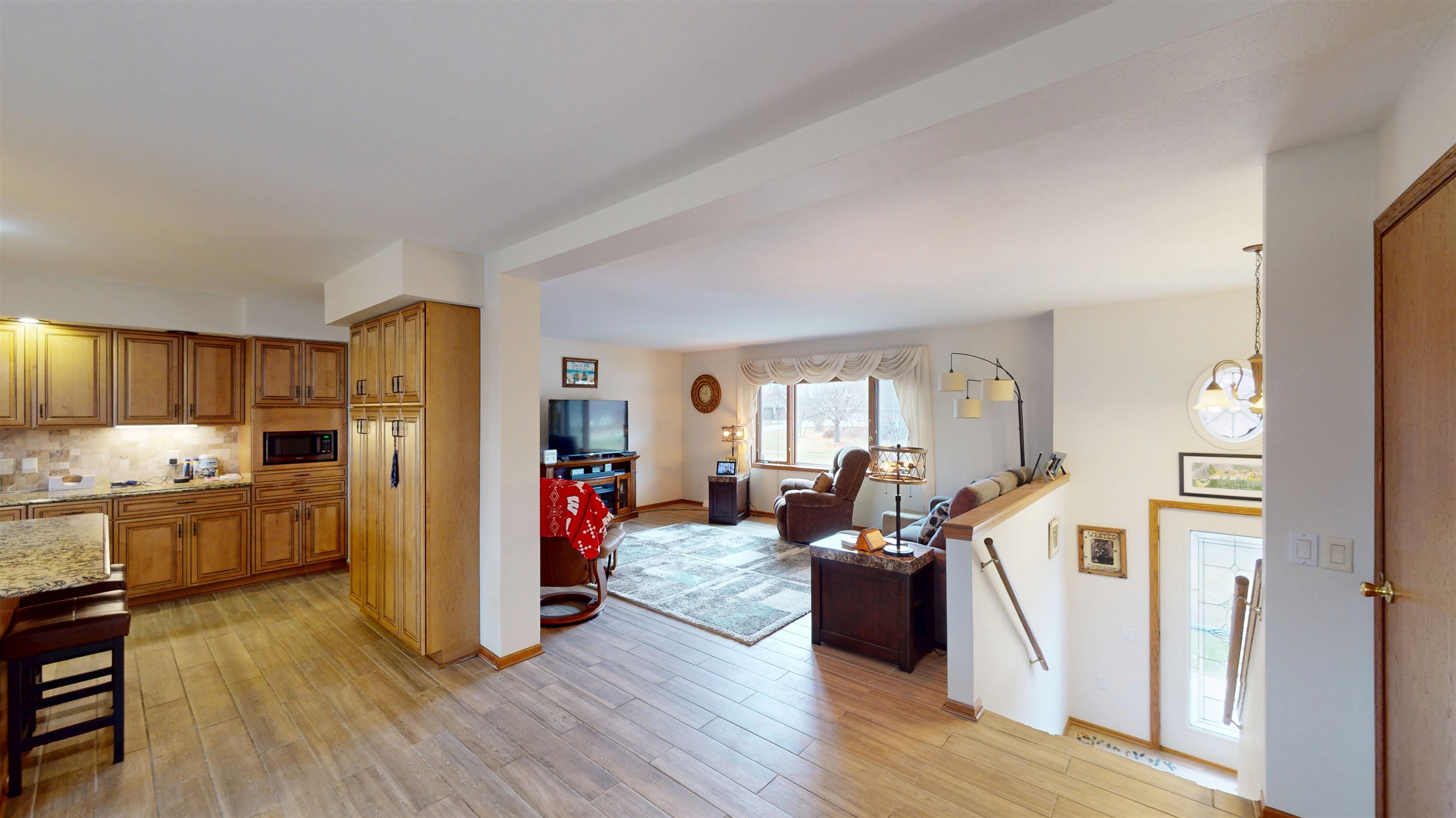 1407 S WASHINGTON AVENUE, Marshfield, Wisconsin 54449, 4 Bedrooms Bedrooms, ,3 BathroomsBathrooms,Residential,For Sale,1407 S WASHINGTON AVENUE,22505537