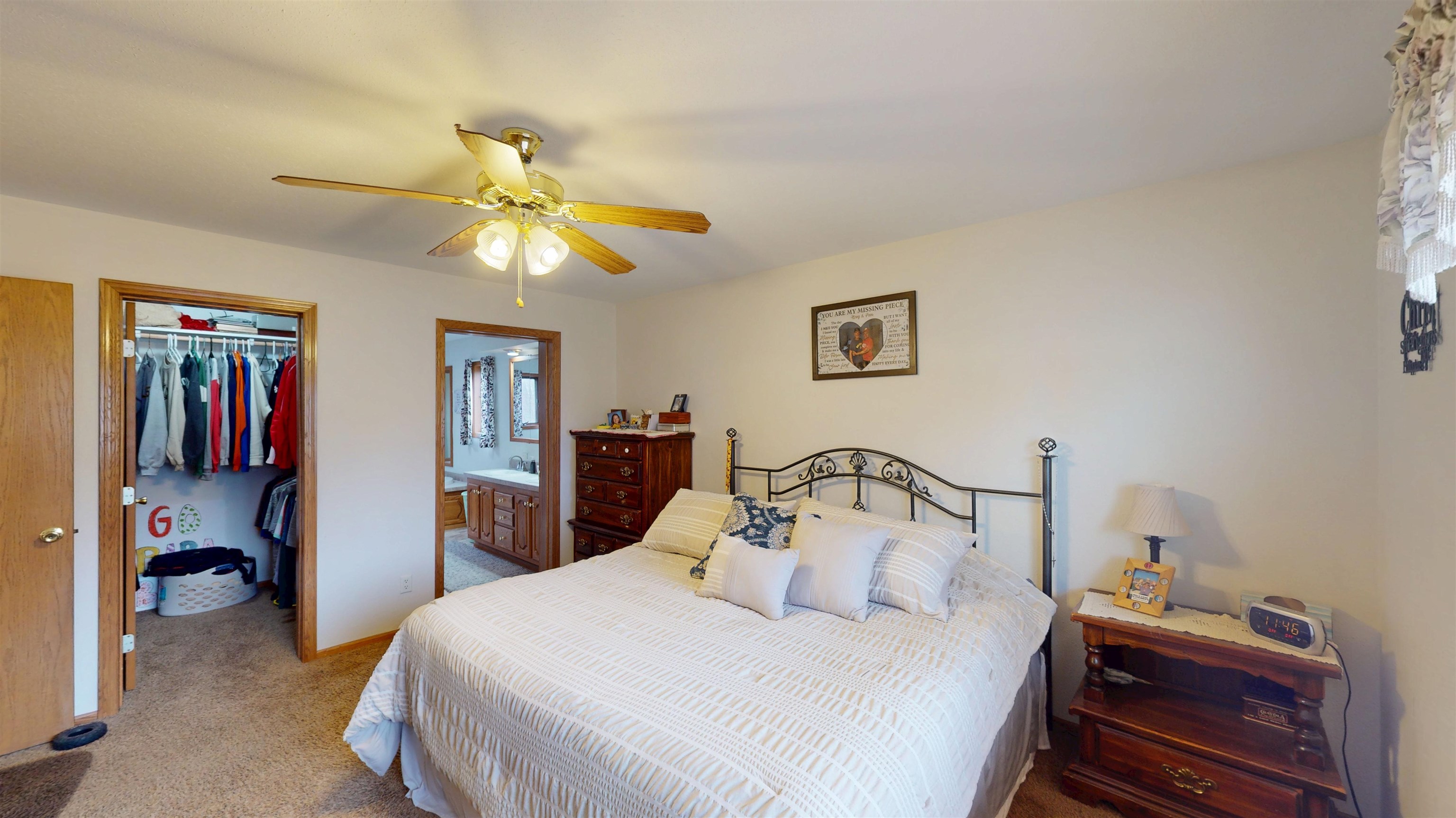 1407 S WASHINGTON AVENUE, Marshfield, Wisconsin 54449, 4 Bedrooms Bedrooms, ,3 BathroomsBathrooms,Residential,For Sale,1407 S WASHINGTON AVENUE,22505537