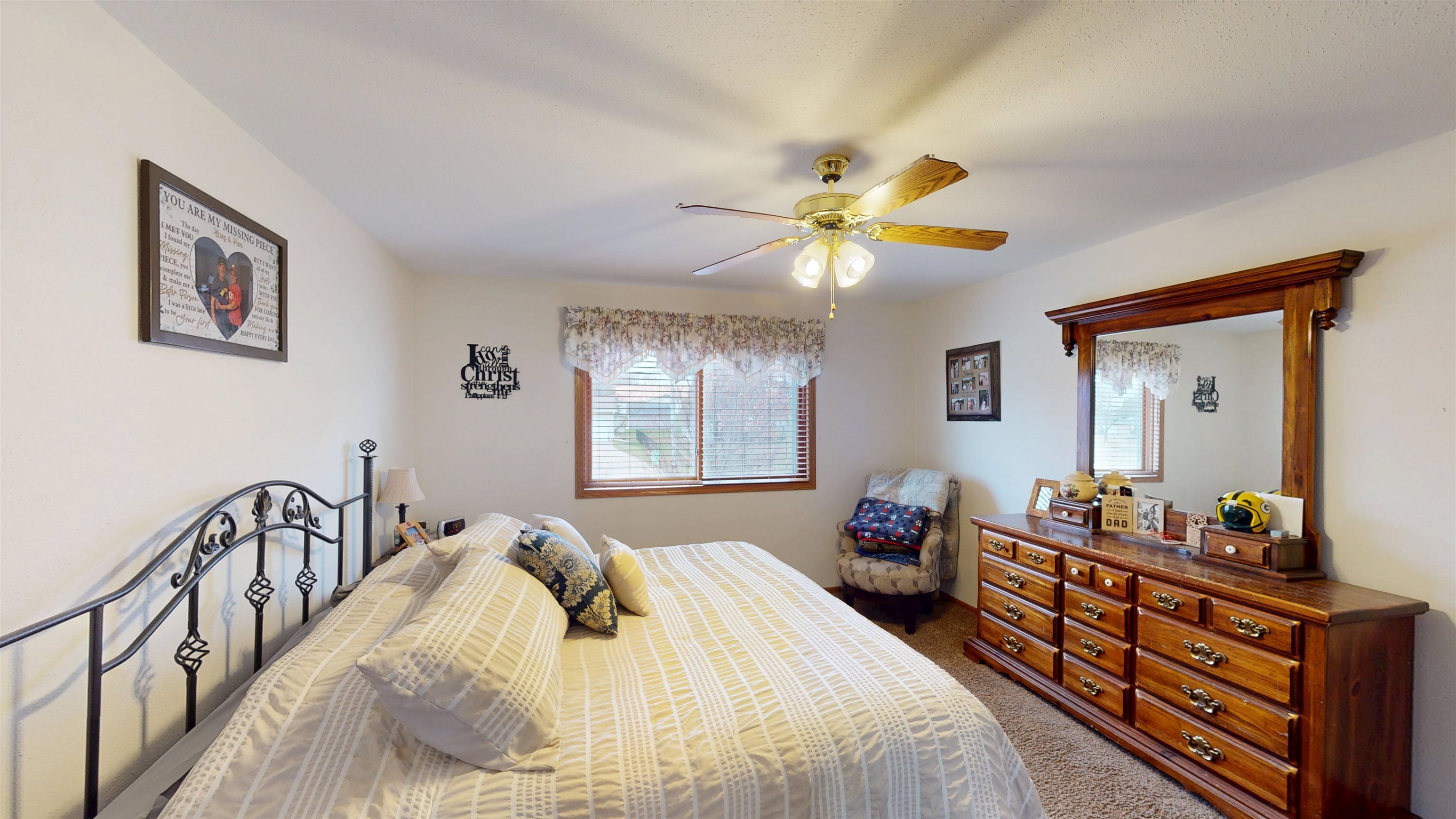 1407 S WASHINGTON AVENUE, Marshfield, Wisconsin 54449, 4 Bedrooms Bedrooms, ,3 BathroomsBathrooms,Residential,For Sale,1407 S WASHINGTON AVENUE,22505537