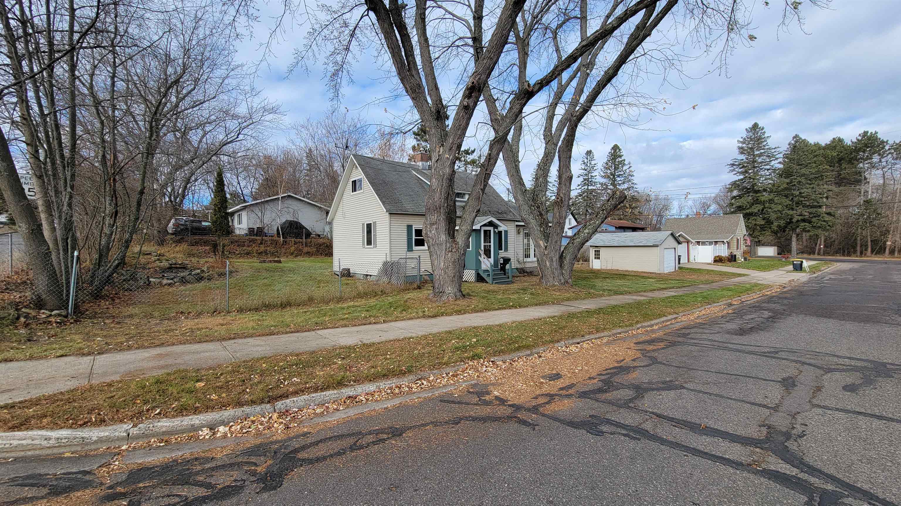 503 DOUGLAS STREET, Rhinelander, Wisconsin 54501, 3 Bedrooms Bedrooms, ,1 BathroomBathrooms,Residential,For Sale,503 DOUGLAS STREET,22505542