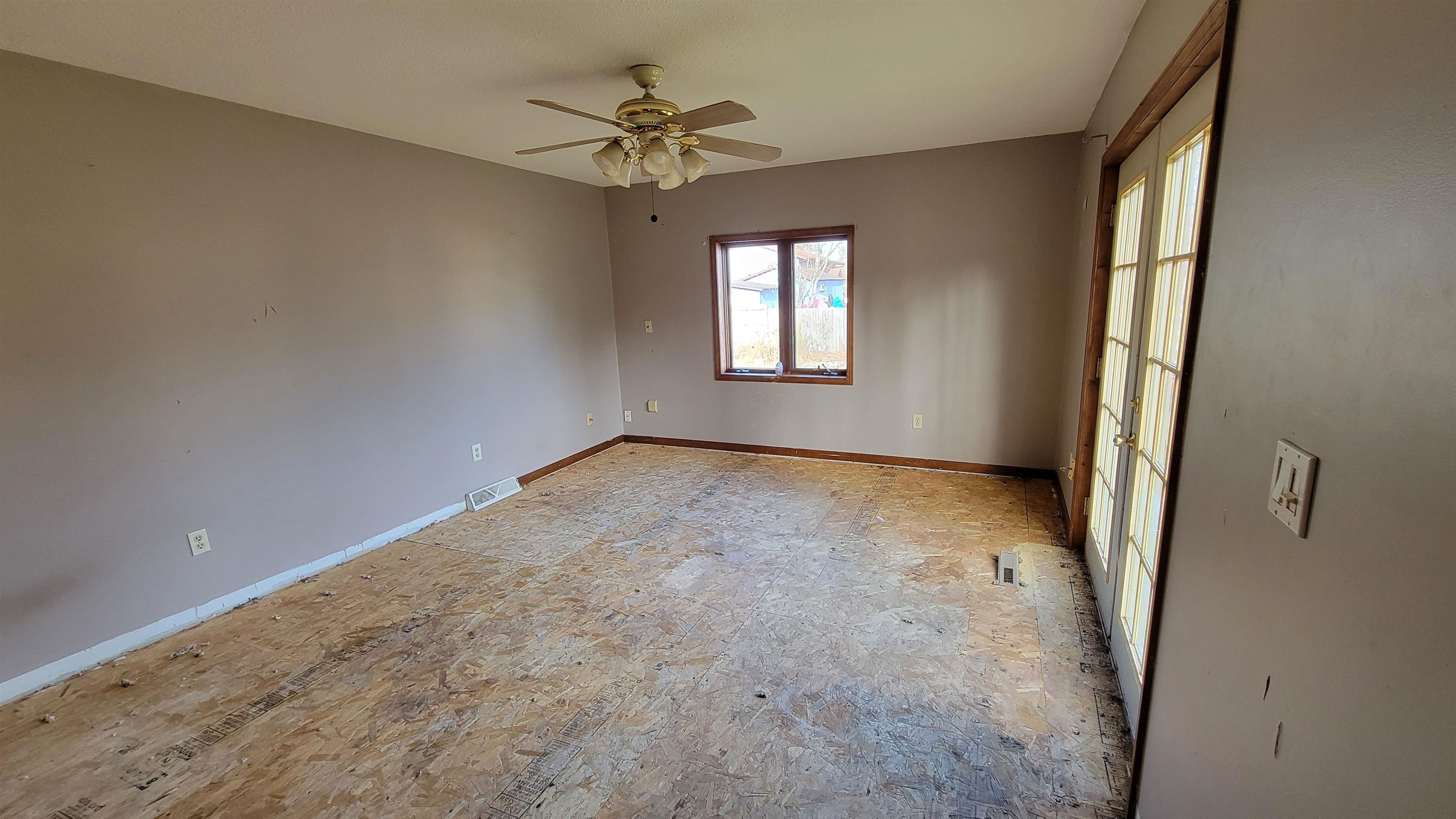 503 DOUGLAS STREET, Rhinelander, Wisconsin 54501, 3 Bedrooms Bedrooms, ,1 BathroomBathrooms,Residential,For Sale,503 DOUGLAS STREET,22505542