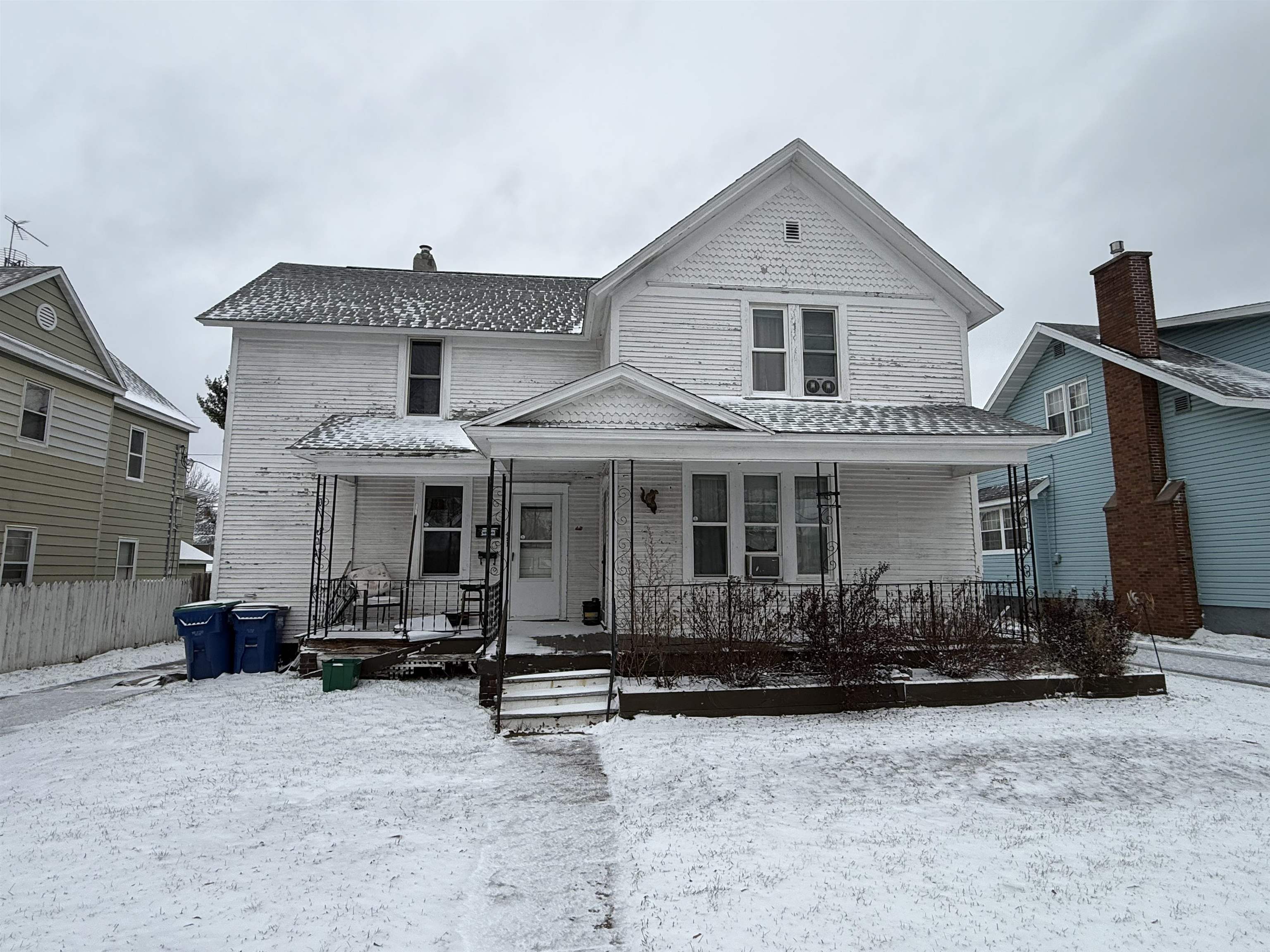 421 N 3RD AVENUE, Wausau, Wisconsin 54401, 1 Bedroom Bedrooms, 6 Rooms Rooms,1 BathroomBathrooms,Multi-family,For Sale,421 N 3RD AVENUE,22505561