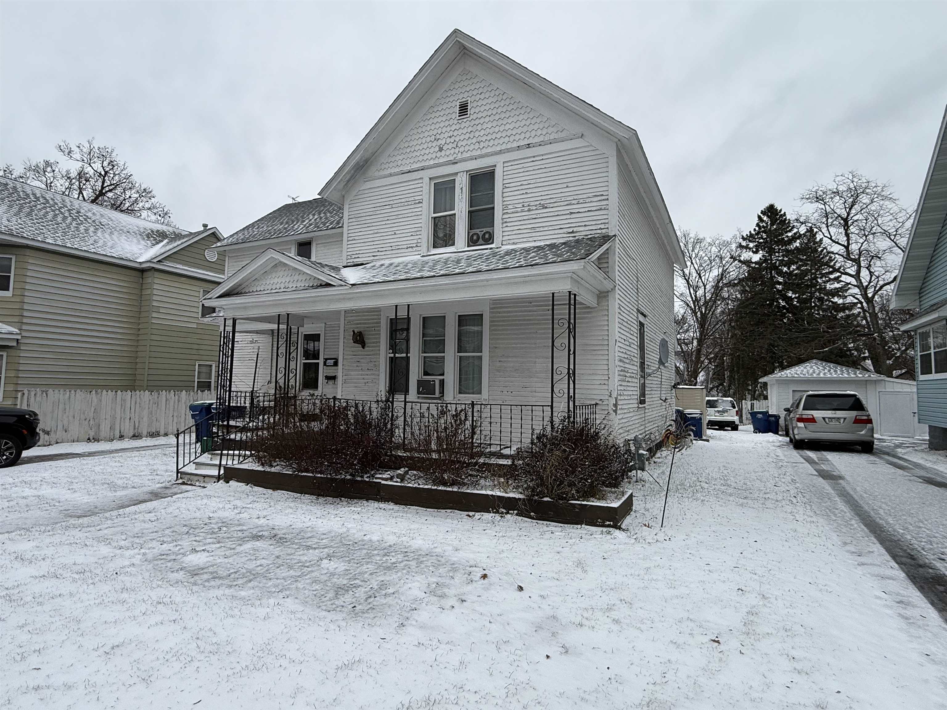 421 N 3RD AVENUE, Wausau, Wisconsin 54401, 1 Bedroom Bedrooms, 6 Rooms Rooms,1 BathroomBathrooms,Multi-family,For Sale,421 N 3RD AVENUE,22505561