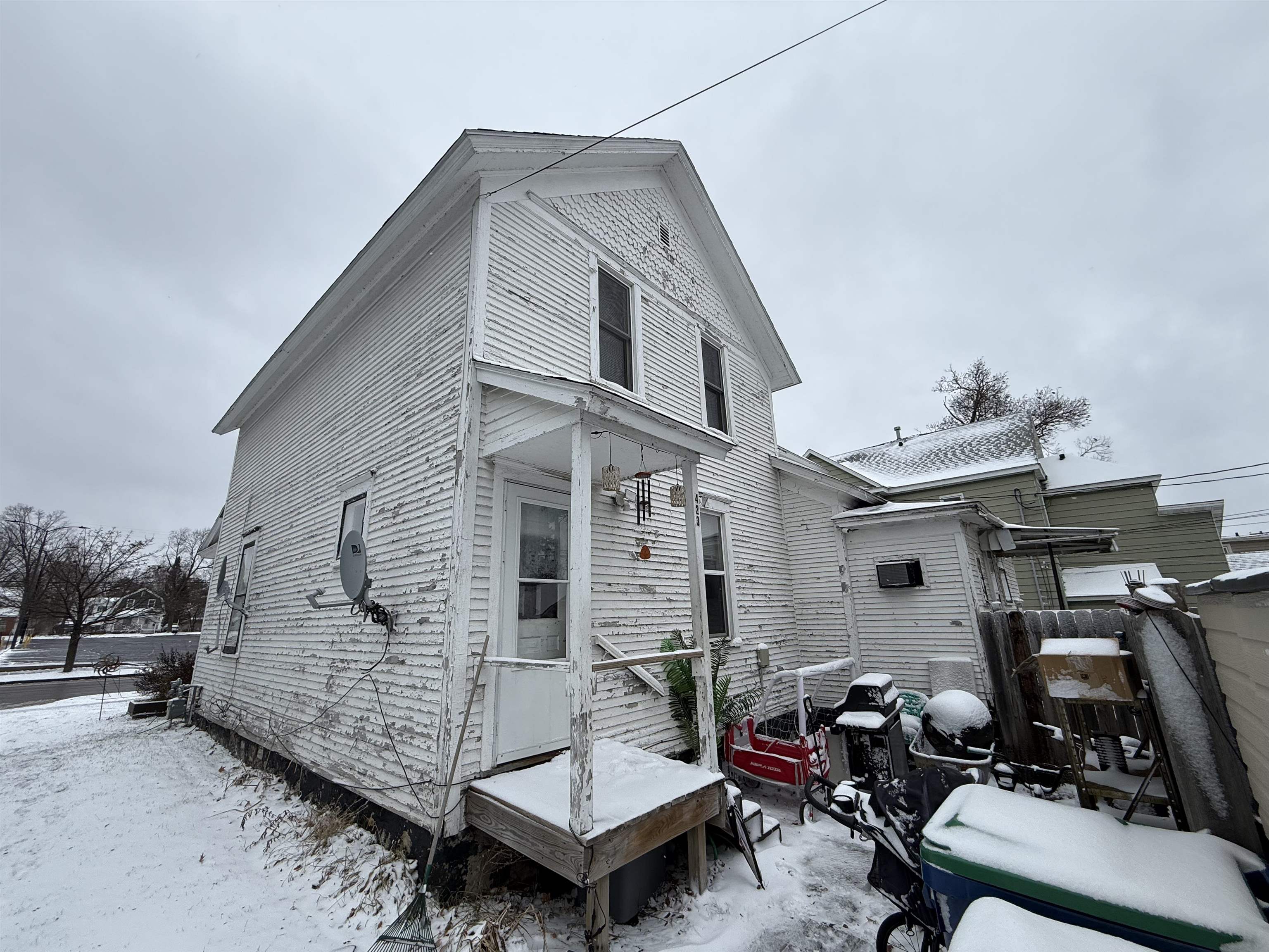 421 N 3RD AVENUE, Wausau, Wisconsin 54401, 1 Bedroom Bedrooms, 6 Rooms Rooms,1 BathroomBathrooms,Multi-family,For Sale,421 N 3RD AVENUE,22505561