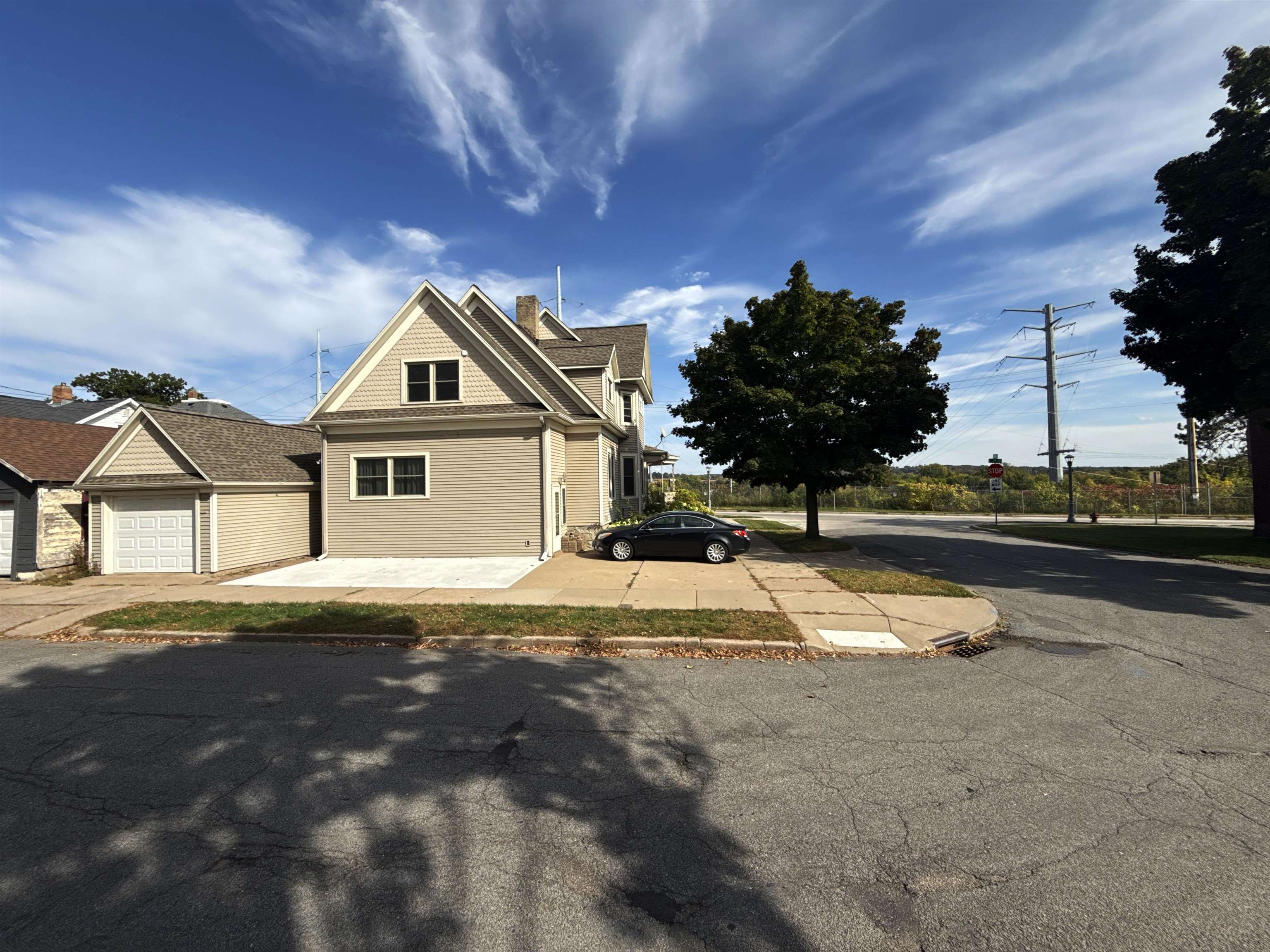 550 S 1ST AVENUE, Wausau, Wisconsin 54401, 1 Room Rooms,1 BathroomBathrooms,Multi-family,For Sale,550 S 1ST AVENUE,22505575