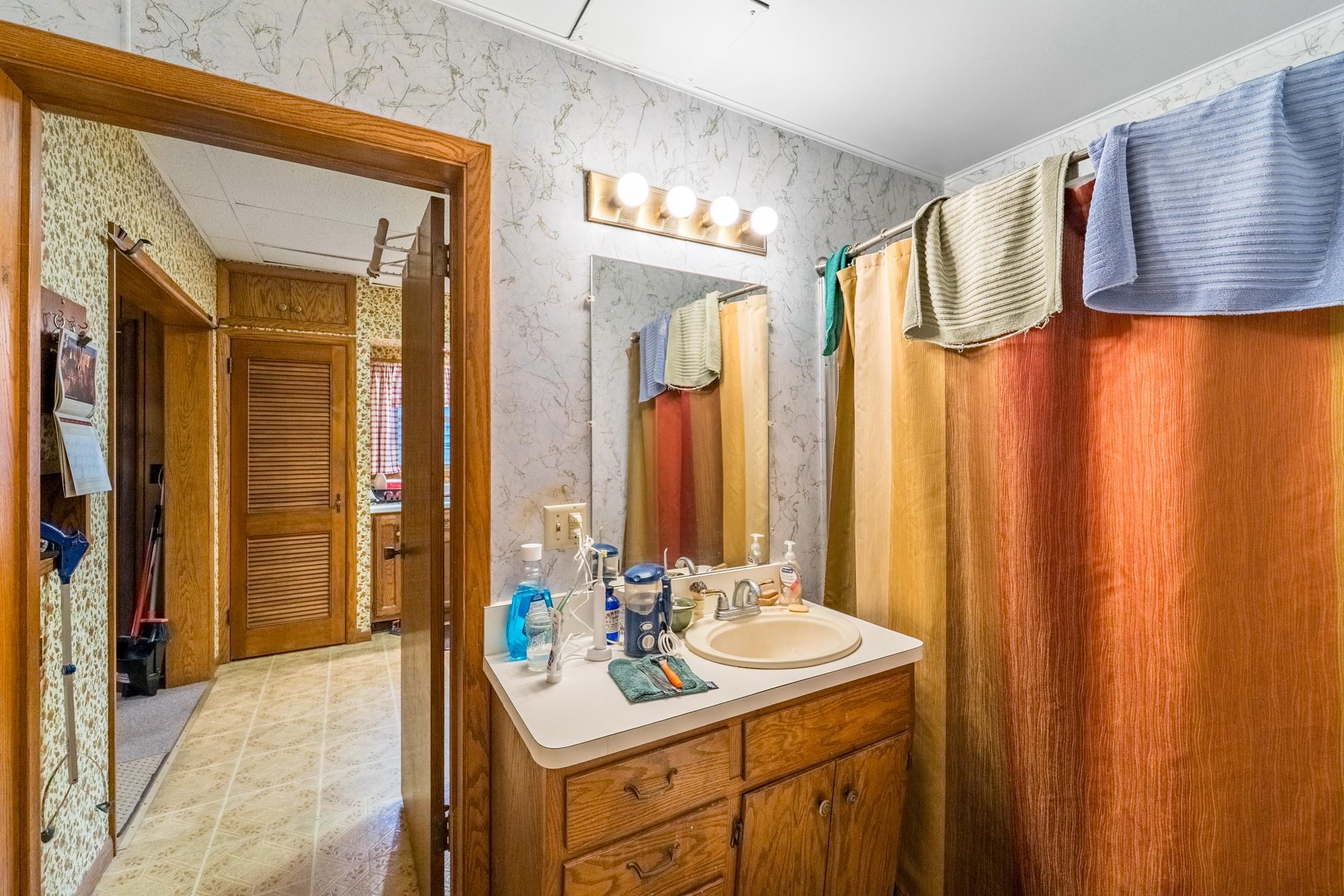 550 S 1ST AVENUE, Wausau, Wisconsin 54401, 1 Room Rooms,1 BathroomBathrooms,Multi-family,For Sale,550 S 1ST AVENUE,22505575