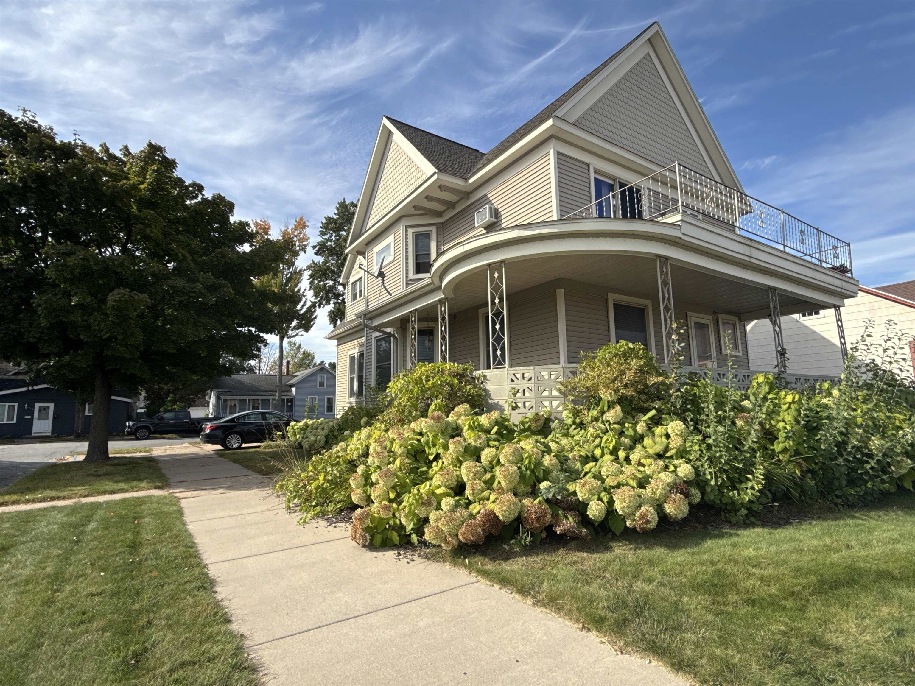 550 S 1ST AVENUE, Wausau, Wisconsin 54401, 1 Room Rooms,1 BathroomBathrooms,Multi-family,For Sale,550 S 1ST AVENUE,22505575