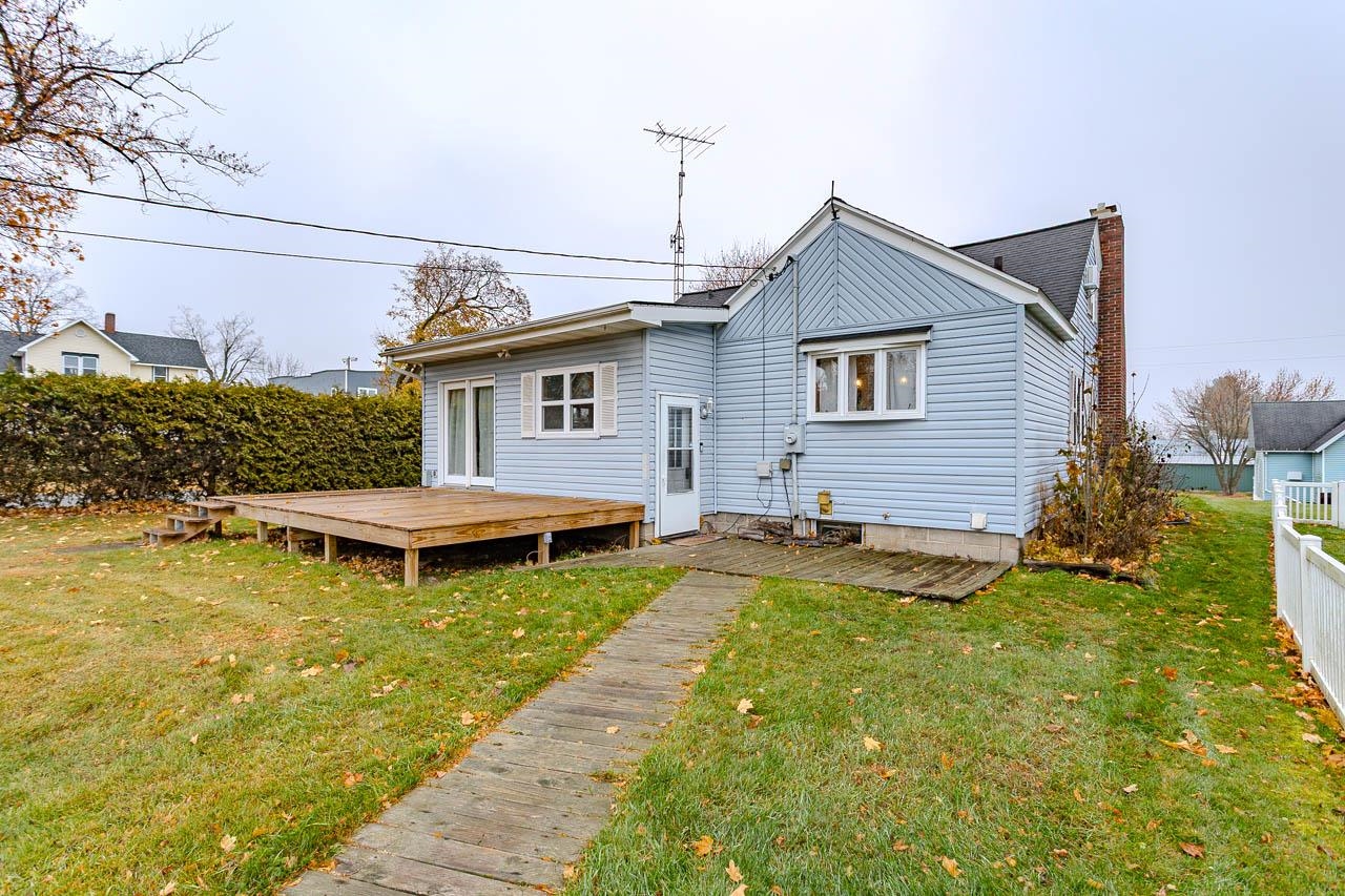 455 MAIN STREET, Birnamwood, Wisconsin 54414, 3 Bedrooms Bedrooms, ,3 BathroomsBathrooms,Residential,For Sale,455 MAIN STREET,22505578