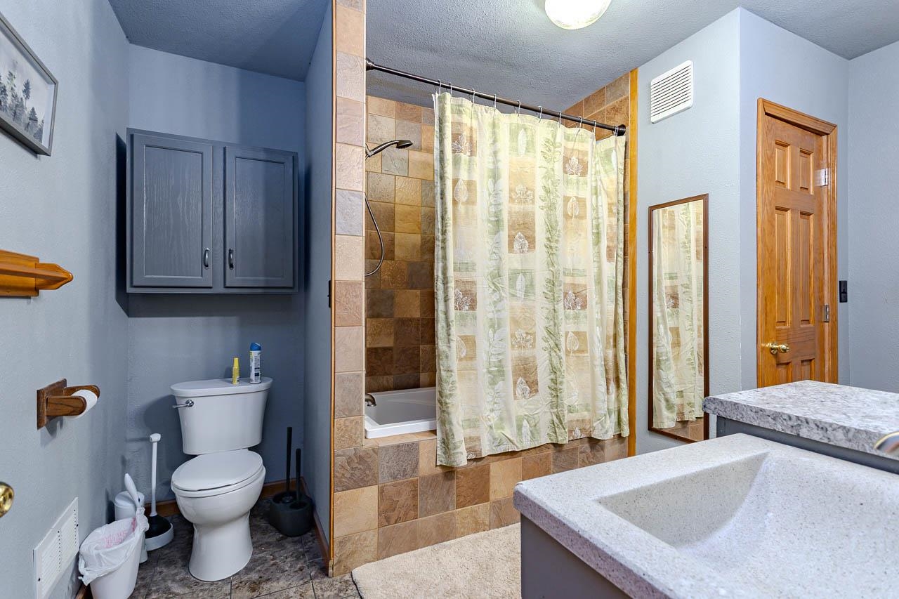 455 MAIN STREET, Birnamwood, Wisconsin 54414, 3 Bedrooms Bedrooms, ,3 BathroomsBathrooms,Residential,For Sale,455 MAIN STREET,22505578