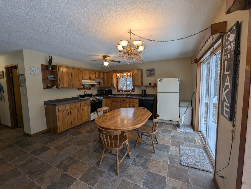 120 FAYETTE STREET, Phillips, Wisconsin 54555, 2 Bedrooms Bedrooms, ,3 BathroomsBathrooms,Residential,For Sale,120 FAYETTE STREET,22505624