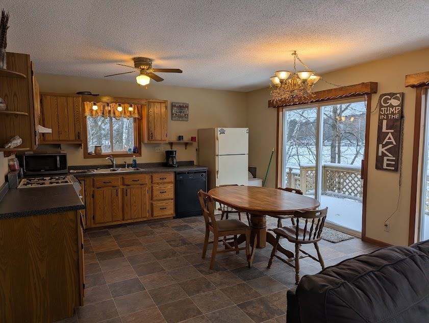 120 FAYETTE STREET, Phillips, Wisconsin 54555, 2 Bedrooms Bedrooms, ,3 BathroomsBathrooms,Residential,For Sale,120 FAYETTE STREET,22505624