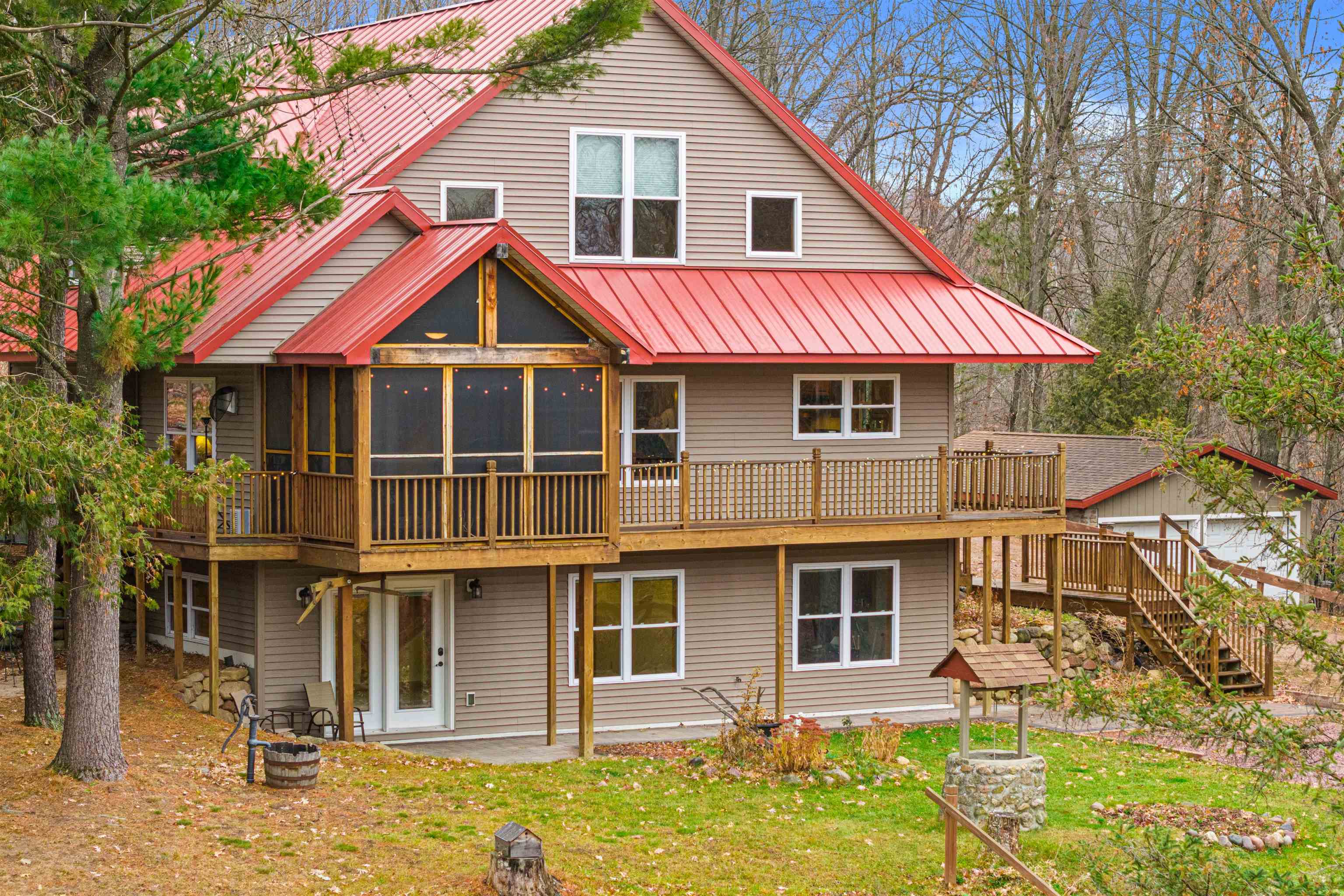 8840 SPRING LAKE ROAD, Amherst, Wisconsin 54406, 2 Bedrooms Bedrooms, ,3 BathroomsBathrooms,Residential,For Sale,8840 SPRING LAKE ROAD,22505632