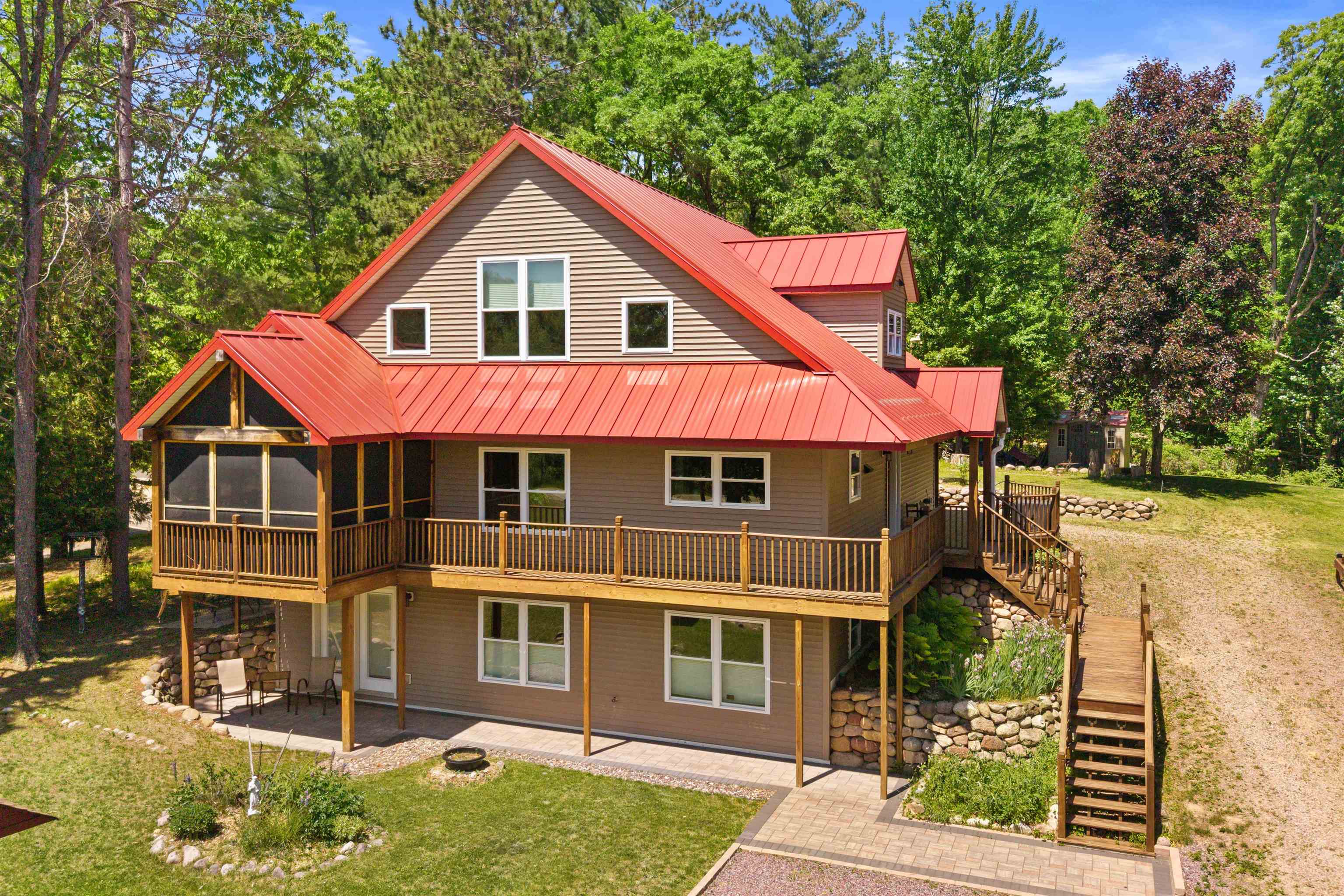8840 SPRING LAKE ROAD, Amherst, Wisconsin 54406, 2 Bedrooms Bedrooms, ,3 BathroomsBathrooms,Residential,For Sale,8840 SPRING LAKE ROAD,22505632