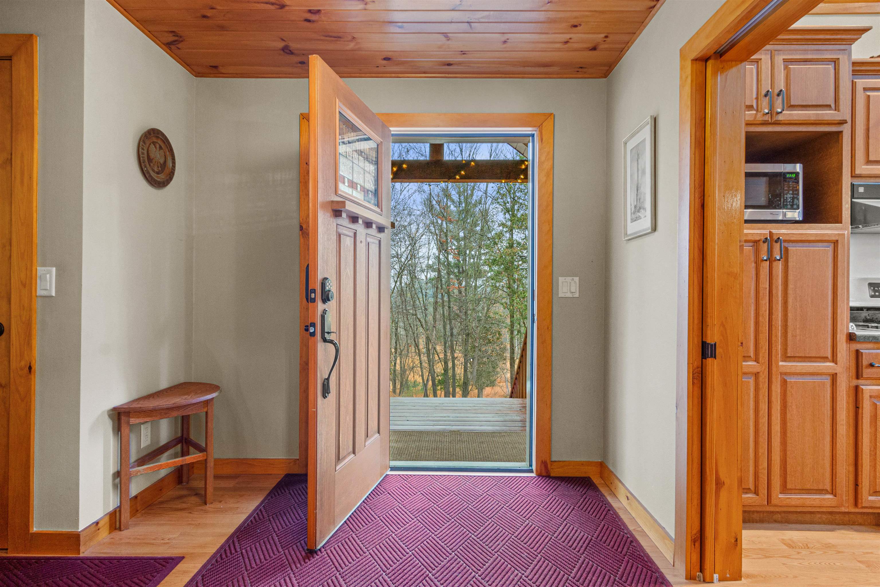 8840 SPRING LAKE ROAD, Amherst, Wisconsin 54406, 2 Bedrooms Bedrooms, ,3 BathroomsBathrooms,Residential,For Sale,8840 SPRING LAKE ROAD,22505632