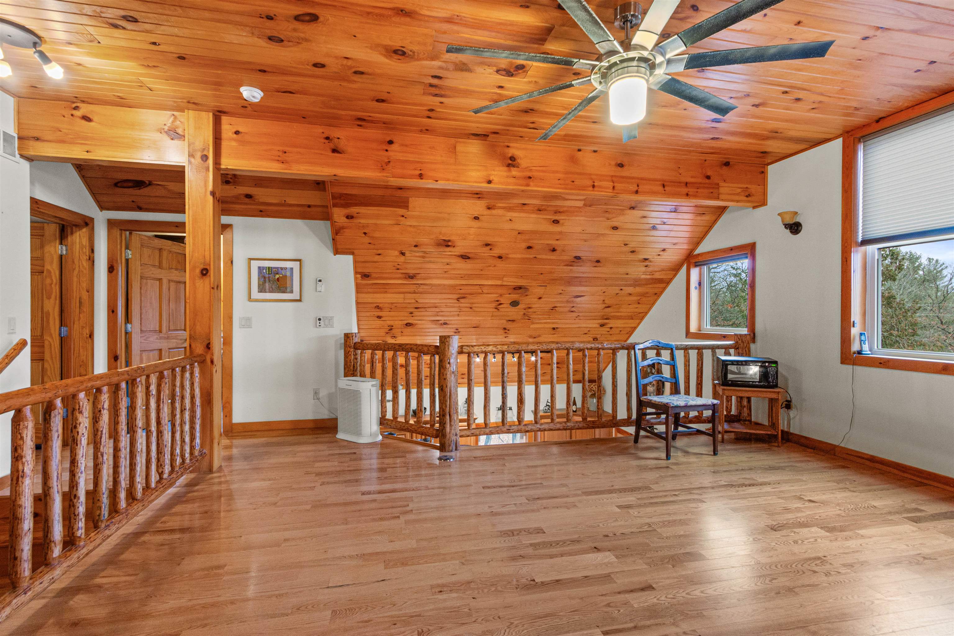 8840 SPRING LAKE ROAD, Amherst, Wisconsin 54406, 2 Bedrooms Bedrooms, ,3 BathroomsBathrooms,Residential,For Sale,8840 SPRING LAKE ROAD,22505632