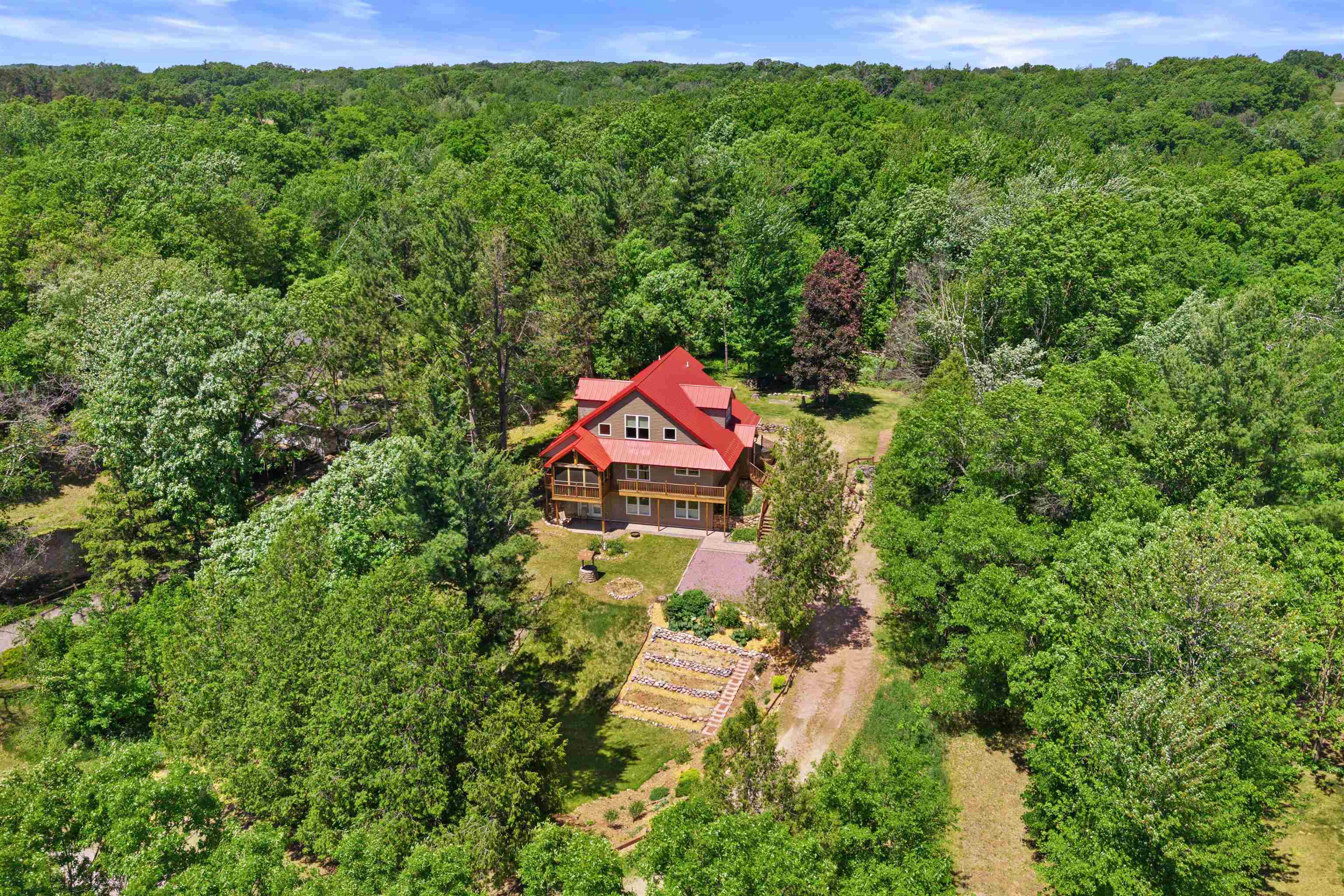 8840 SPRING LAKE ROAD, Amherst, Wisconsin 54406, 2 Bedrooms Bedrooms, ,3 BathroomsBathrooms,Residential,For Sale,8840 SPRING LAKE ROAD,22505632