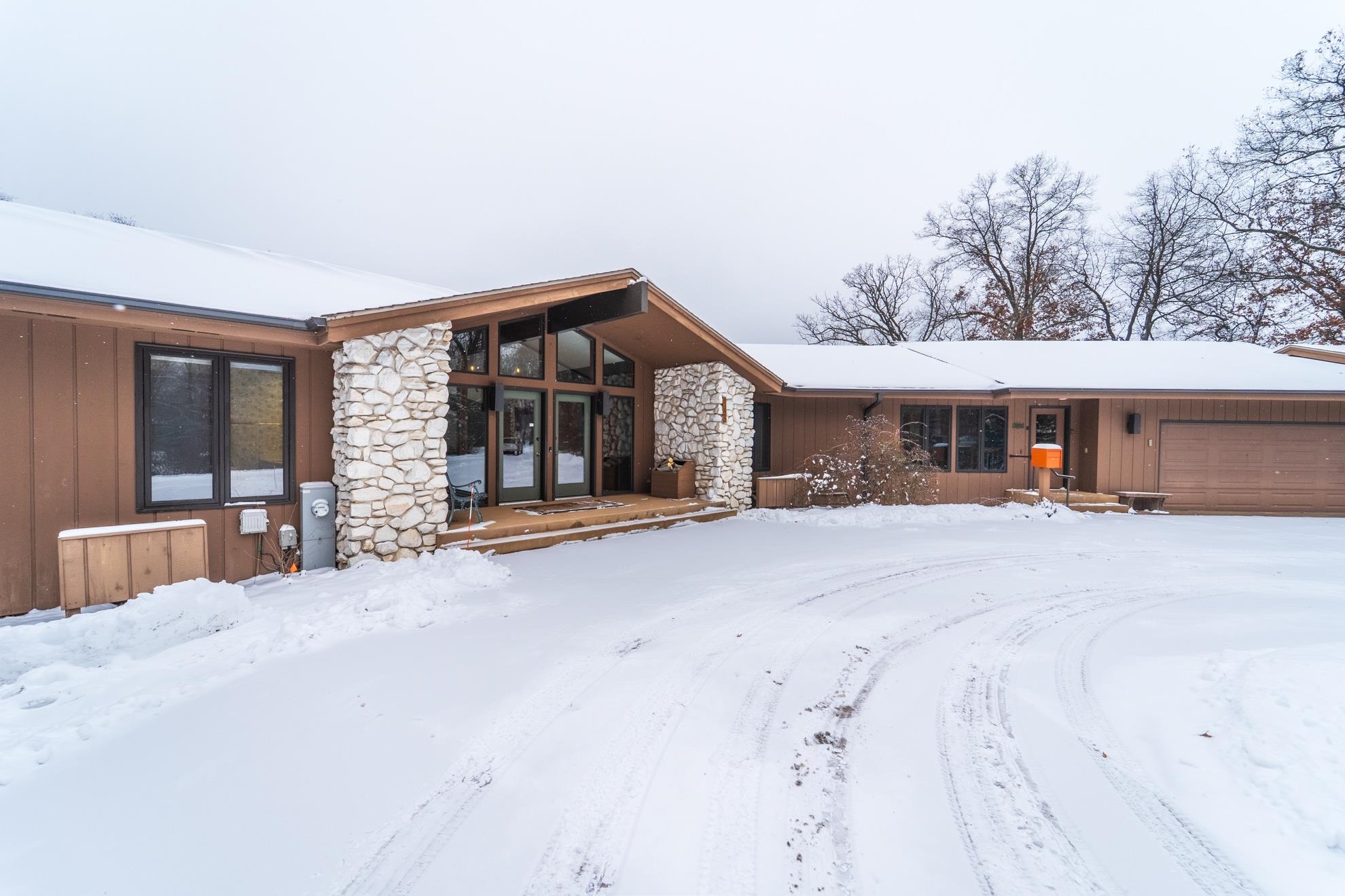 3325 DELLA STREET, Stevens Point, Wisconsin 54481, 5 Bedrooms Bedrooms, ,4 BathroomsBathrooms,Residential,For Sale,3325 DELLA STREET,22505642