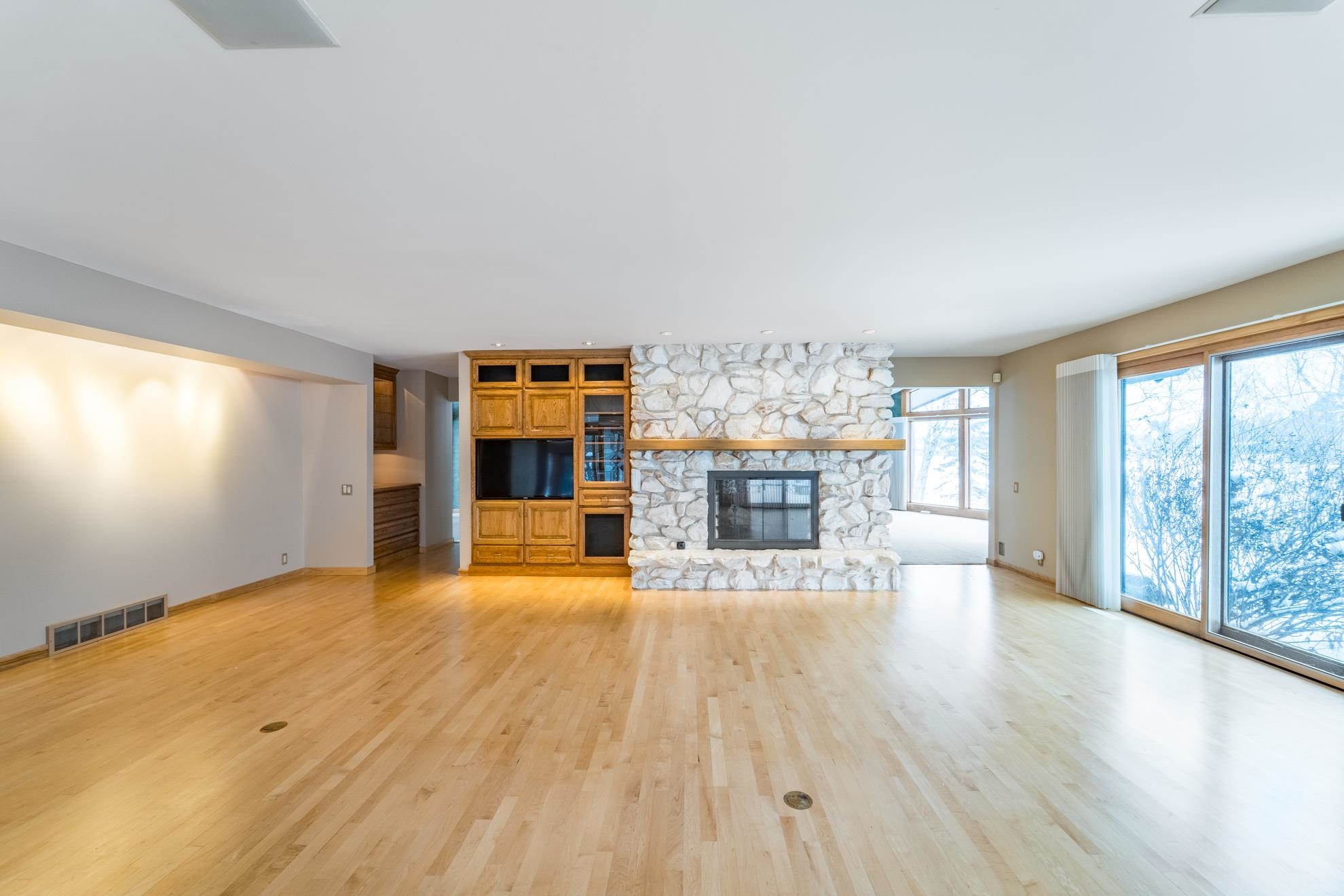 3325 DELLA STREET, Stevens Point, Wisconsin 54481, 5 Bedrooms Bedrooms, ,4 BathroomsBathrooms,Residential,For Sale,3325 DELLA STREET,22505642