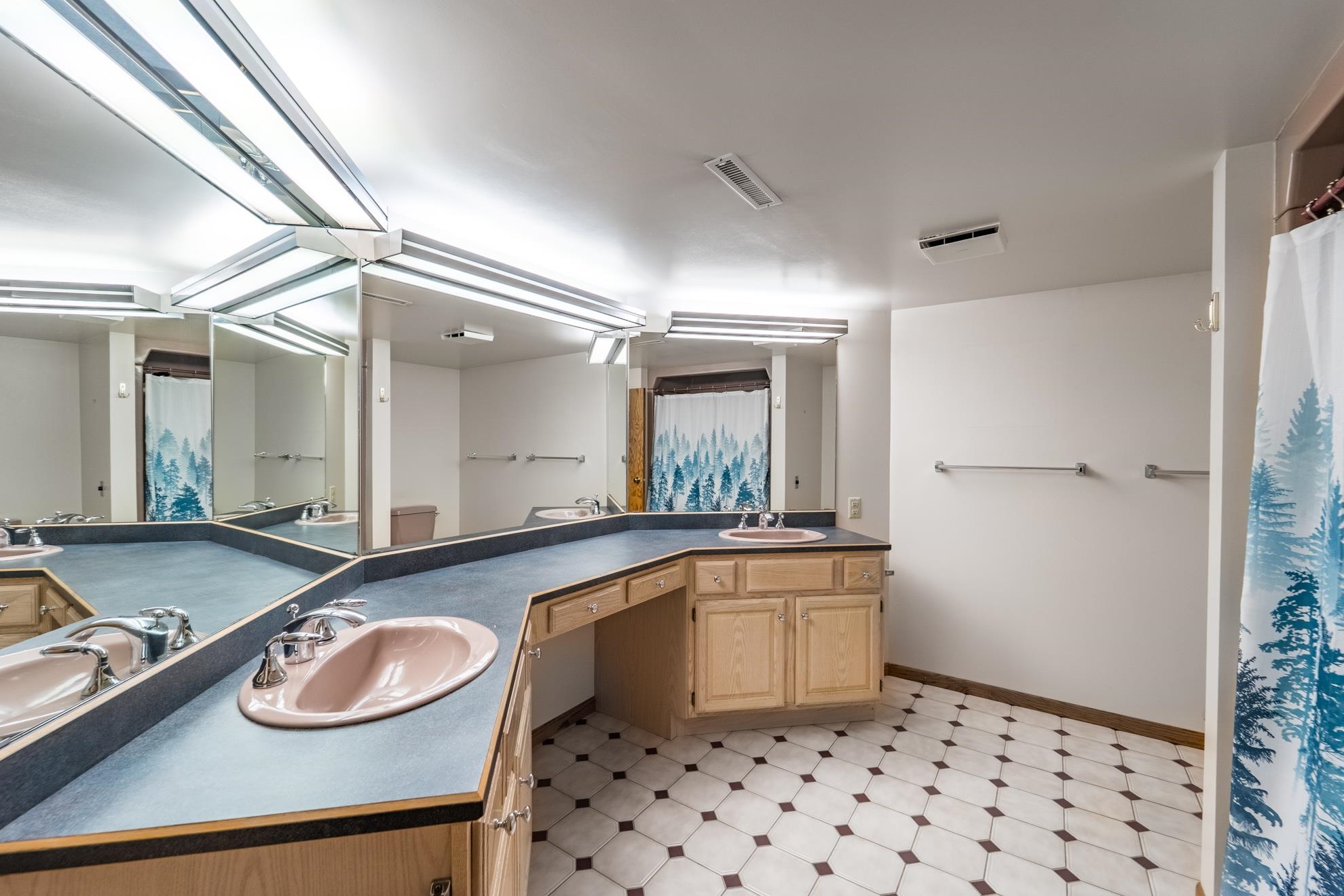 3325 DELLA STREET, Stevens Point, Wisconsin 54481, 5 Bedrooms Bedrooms, ,4 BathroomsBathrooms,Residential,For Sale,3325 DELLA STREET,22505642