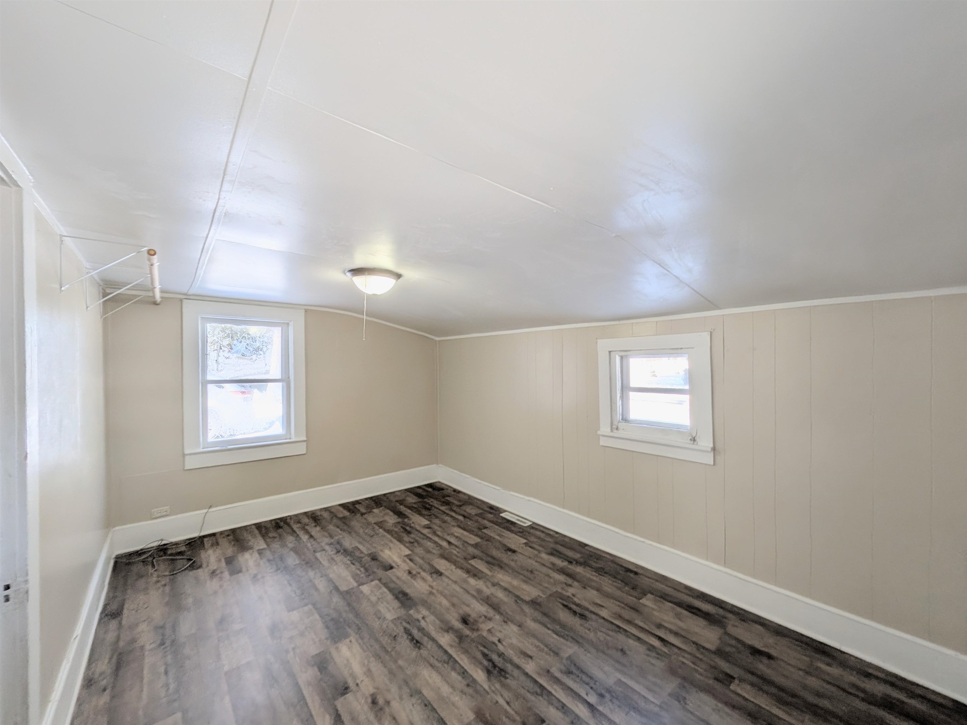 311 SECOND STREET, Rosholt, Wisconsin 54473, 3 Bedrooms Bedrooms, ,1 BathroomBathrooms,Residential,For Sale,311 SECOND STREET,22505661