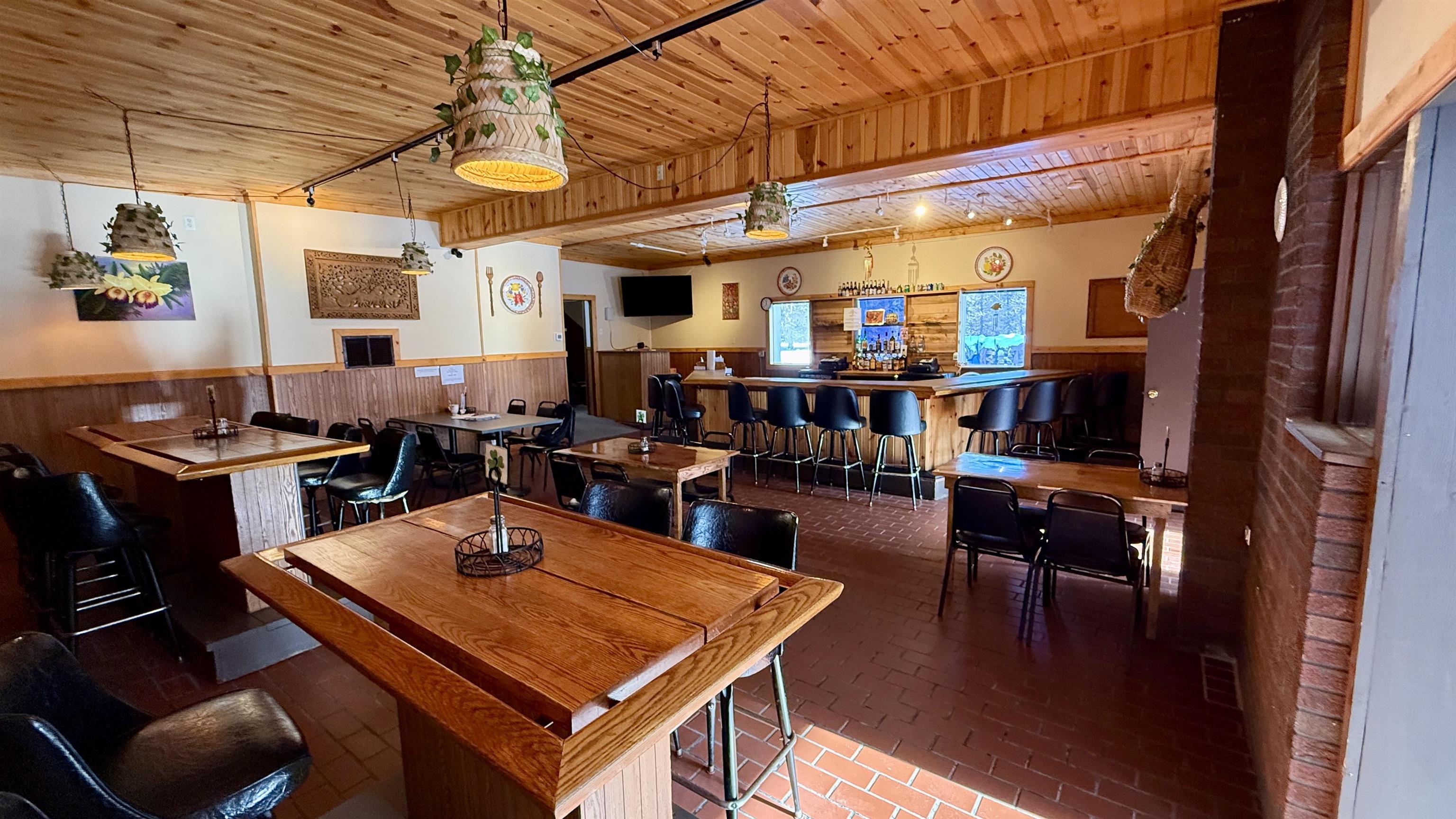 8894 N COUNTY ROAD H, Irma, Wisconsin 54442, 2 Bedrooms Bedrooms, ,1 BathroomBathrooms,Residential,For Sale,8894 N COUNTY ROAD H,22505678