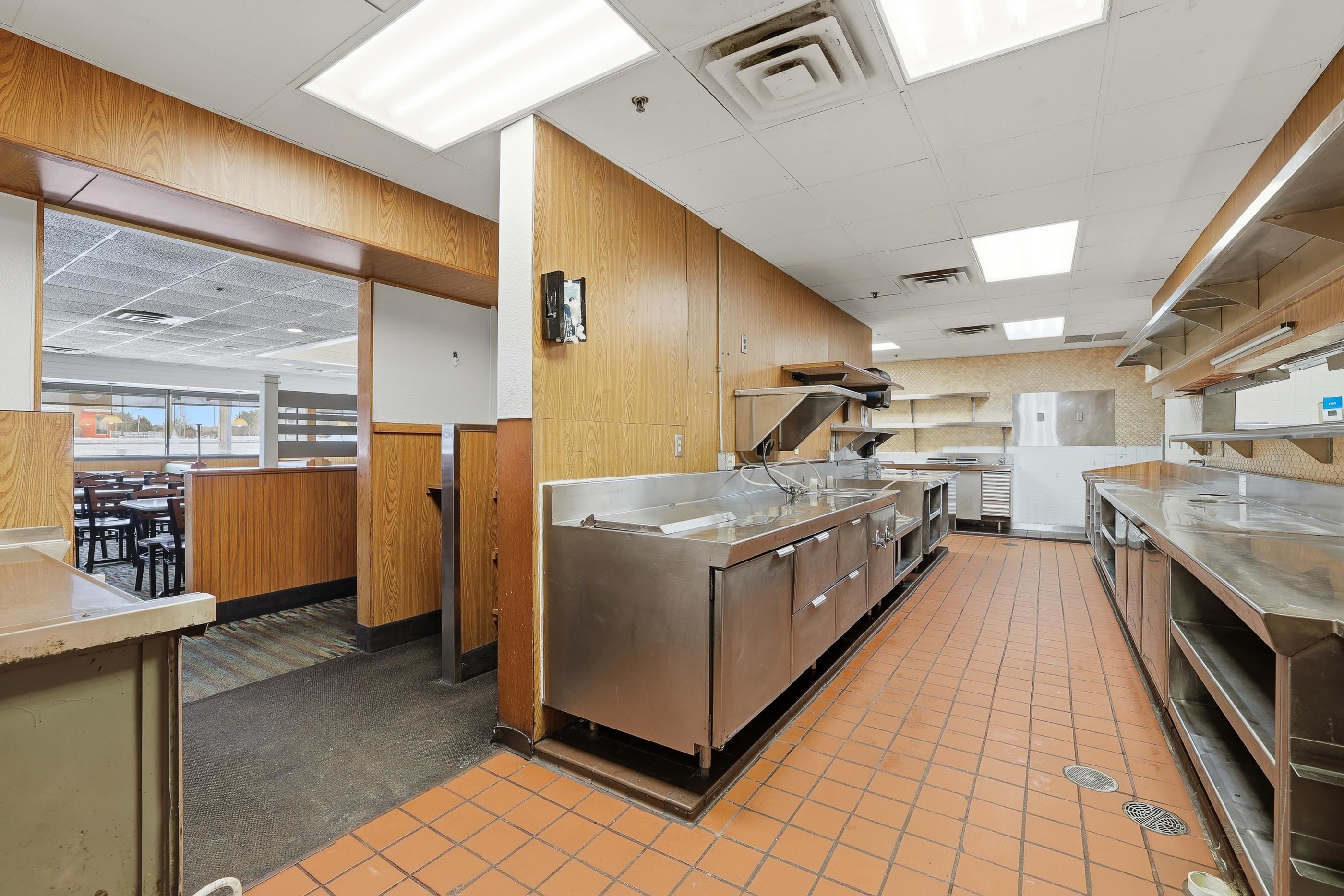 143 N DIVISION STREET, Stevens Point, Wisconsin 54481, ,Commercial/industrial,For Sale,143 N DIVISION STREET,22505699