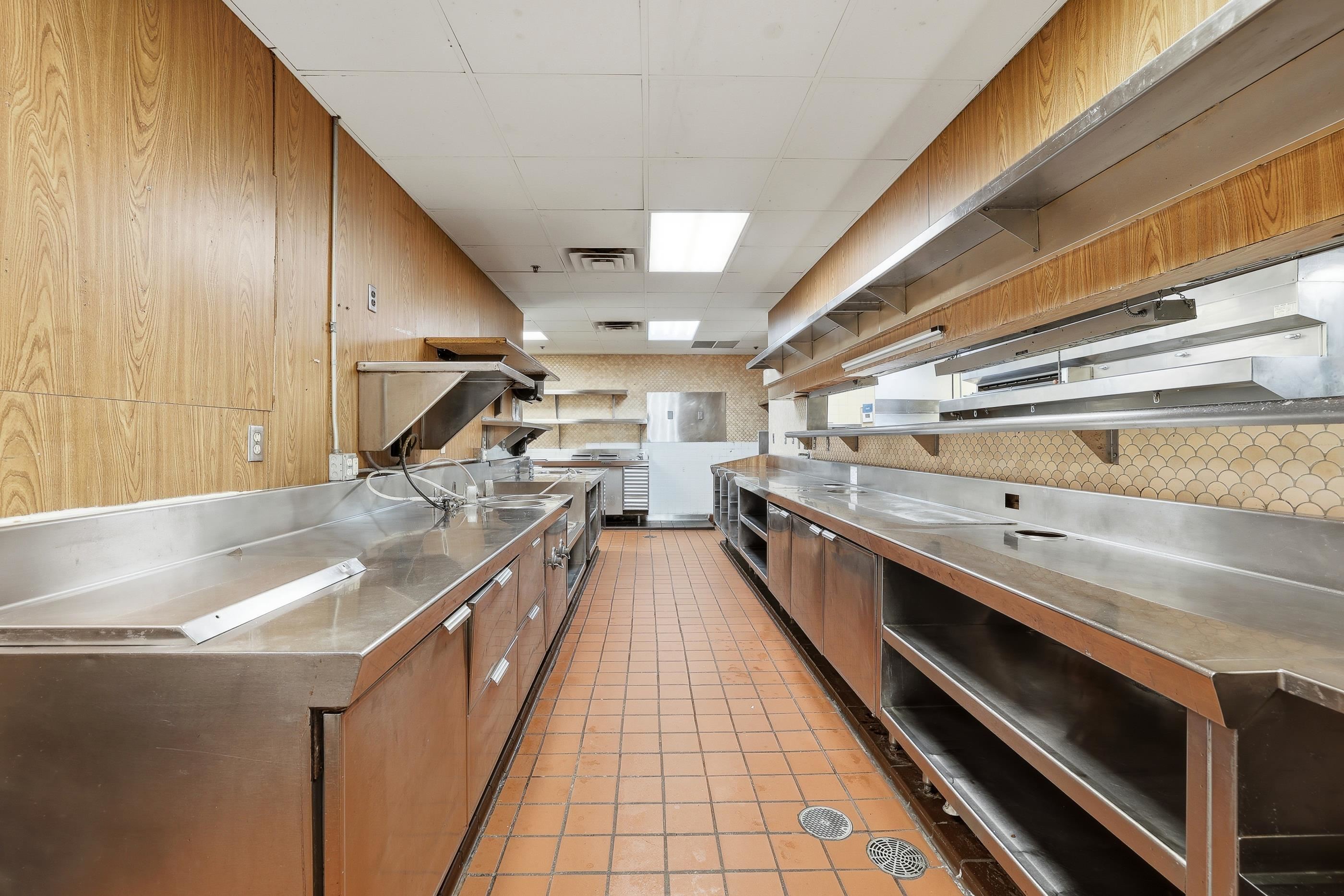 143 N DIVISION STREET, Stevens Point, Wisconsin 54481, ,Commercial/industrial,For Sale,143 N DIVISION STREET,22505699