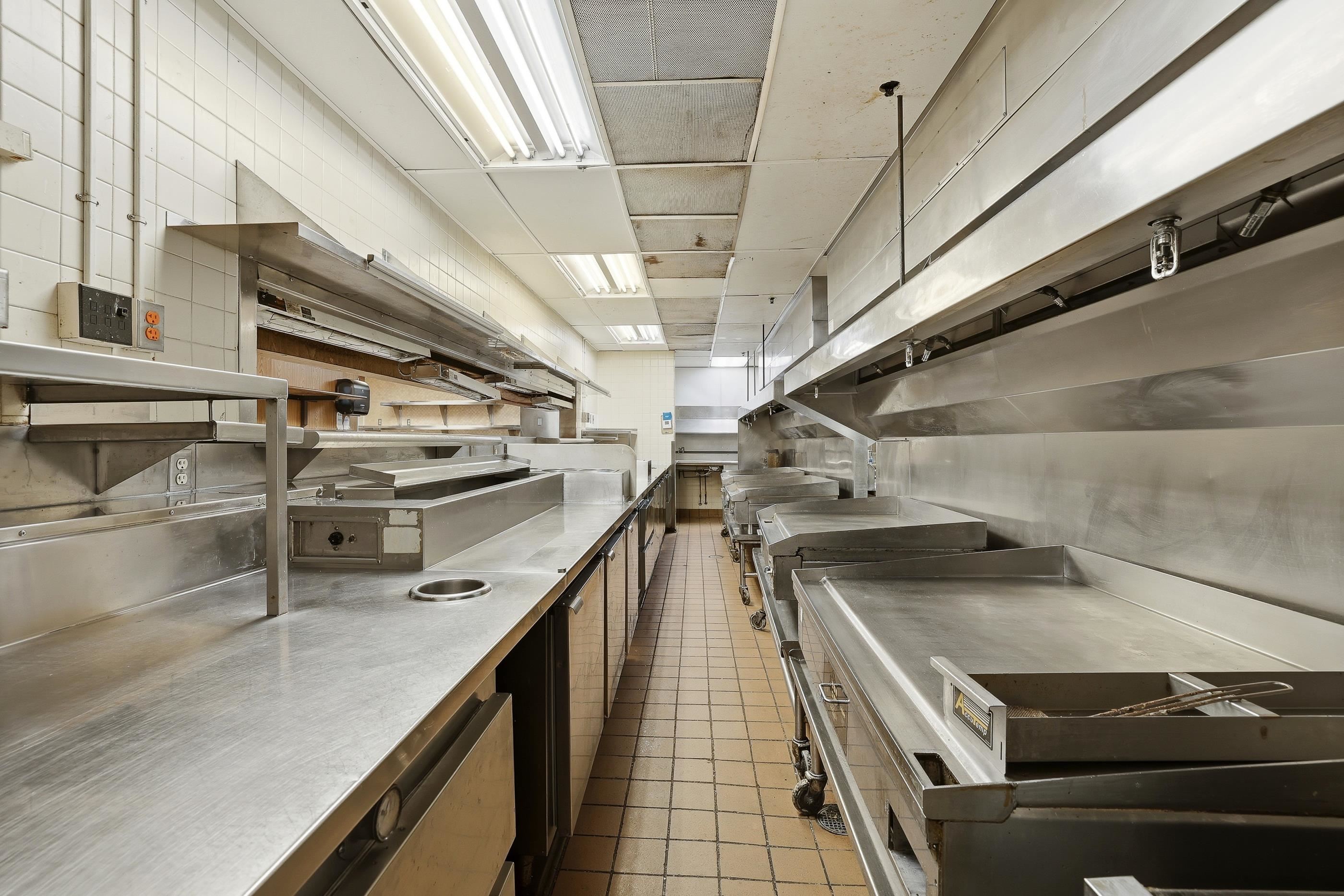 143 N DIVISION STREET, Stevens Point, Wisconsin 54481, ,Commercial/industrial,For Sale,143 N DIVISION STREET,22505699