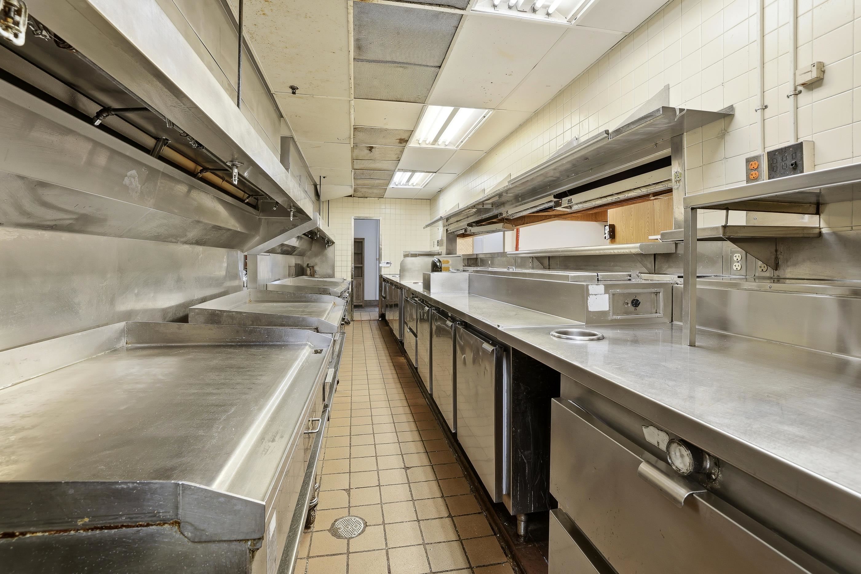 143 N DIVISION STREET, Stevens Point, Wisconsin 54481, ,Commercial/industrial,For Sale,143 N DIVISION STREET,22505699