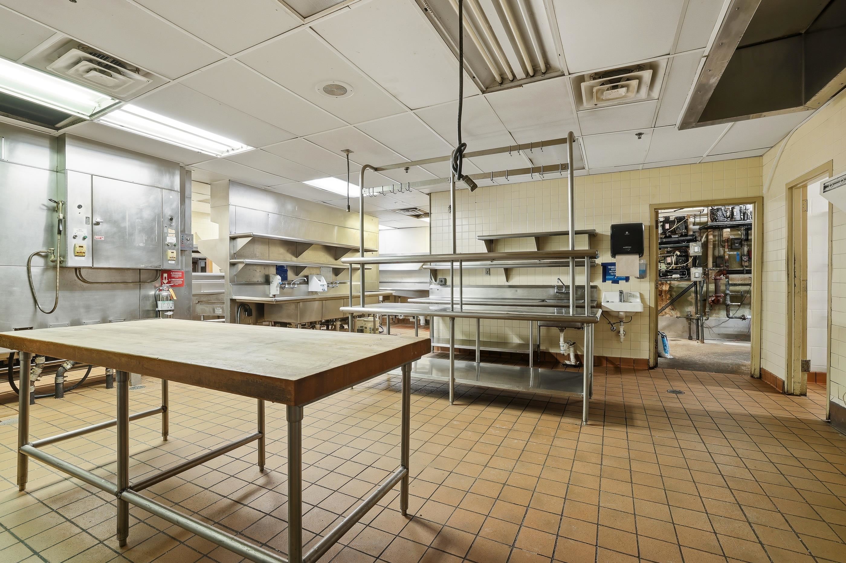 143 N DIVISION STREET, Stevens Point, Wisconsin 54481, ,Commercial/industrial,For Sale,143 N DIVISION STREET,22505699