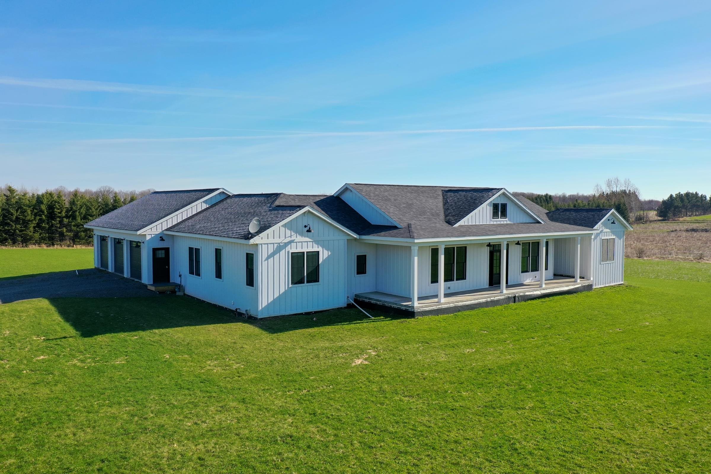 124236 KOHL ROAD, Athens, Wisconsin 54411, 3 Bedrooms Bedrooms, ,2 BathroomsBathrooms,Residential,For Sale,124236 KOHL ROAD,22505705